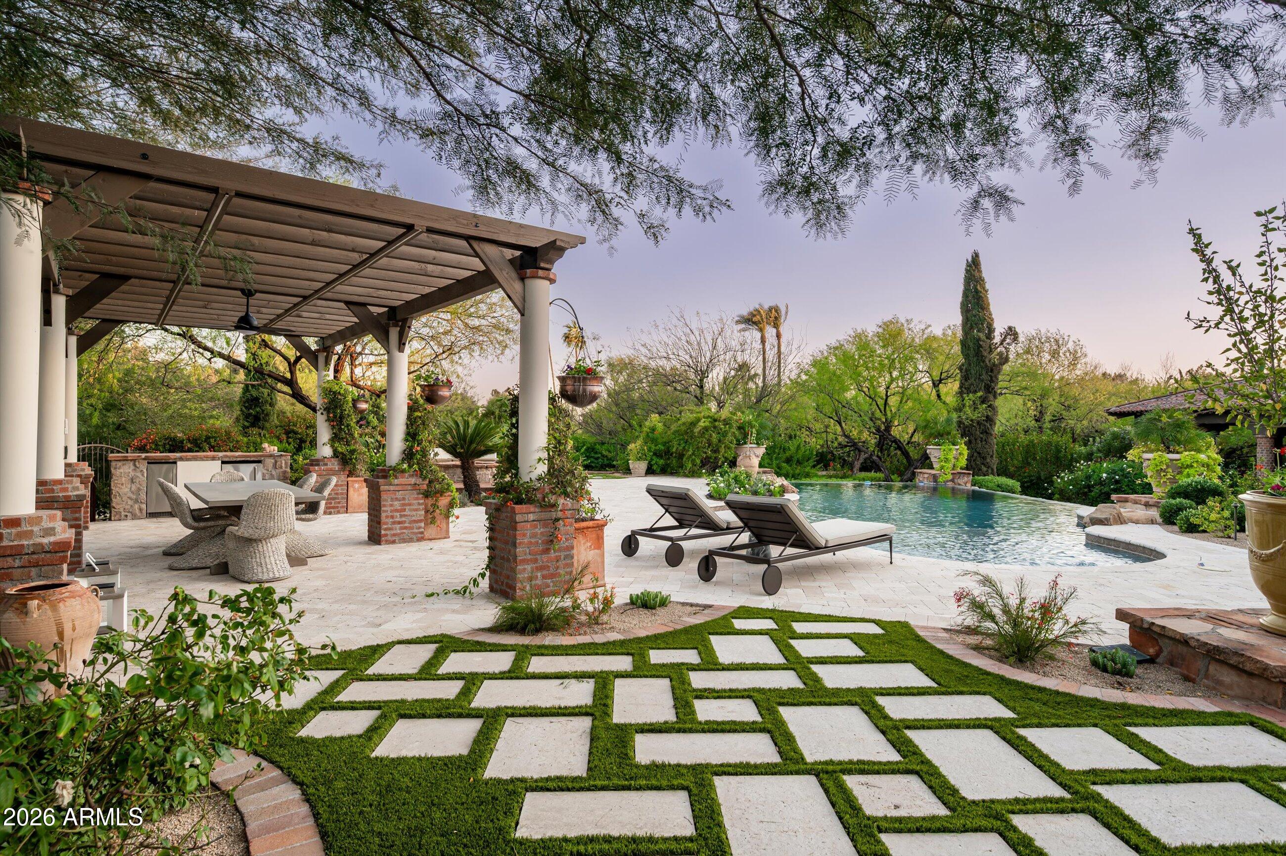 na - Residential