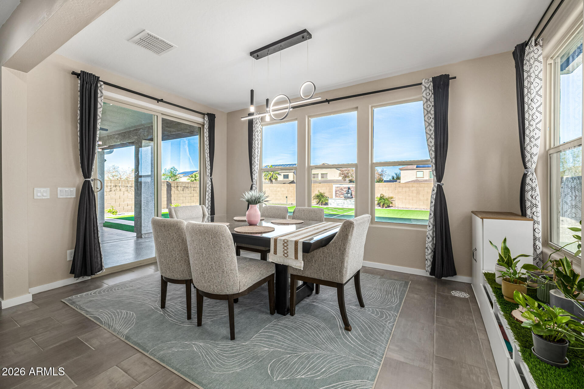 CRESTFIELD MANOR AT ARIZONA FARMS VILLAGE PAR 7 - Residential