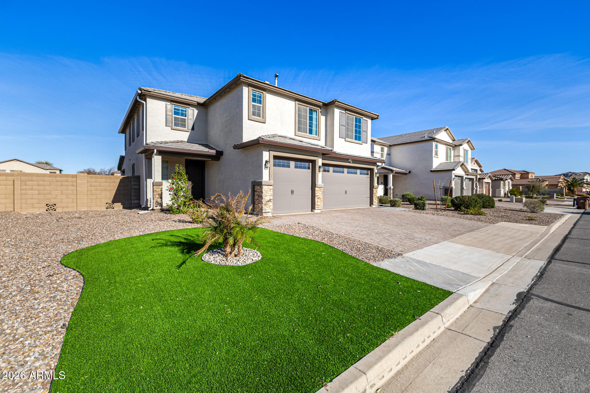 CRESTFIELD MANOR AT ARIZONA FARMS VILLAGE PAR 7 - Residential