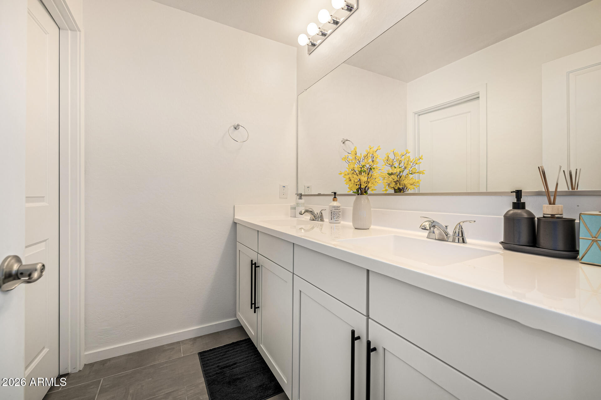 CRESTFIELD MANOR AT ARIZONA FARMS VILLAGE PAR 7 - Residential