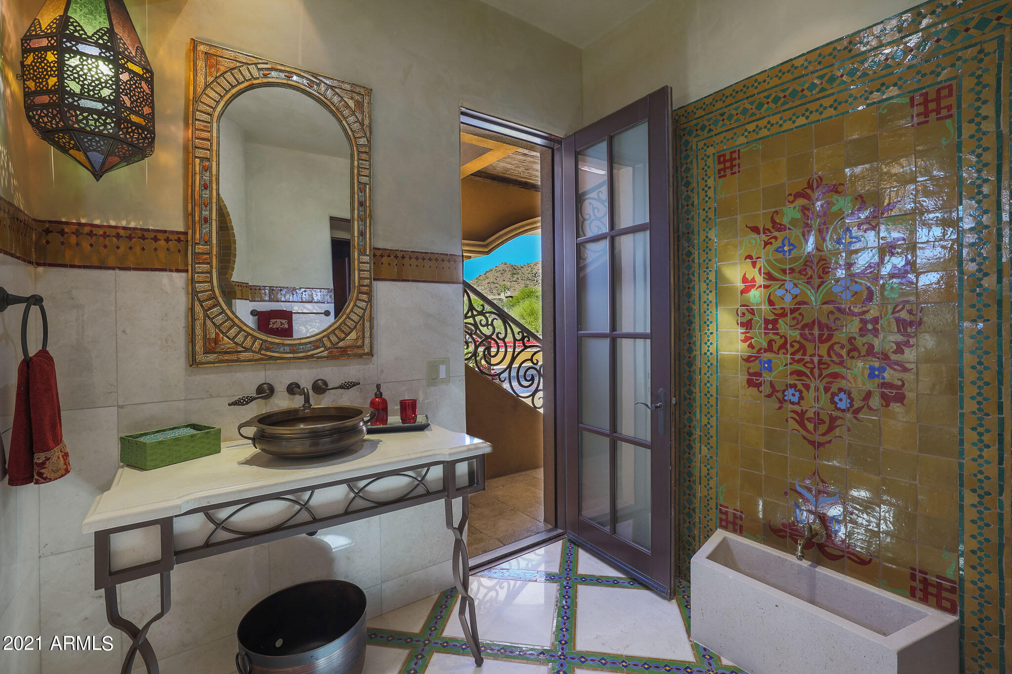 SCOTTSDALE MOUNTAIN - Residential