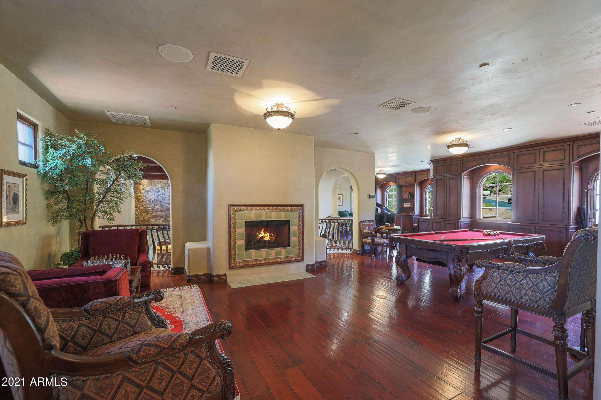 SCOTTSDALE MOUNTAIN - Residential