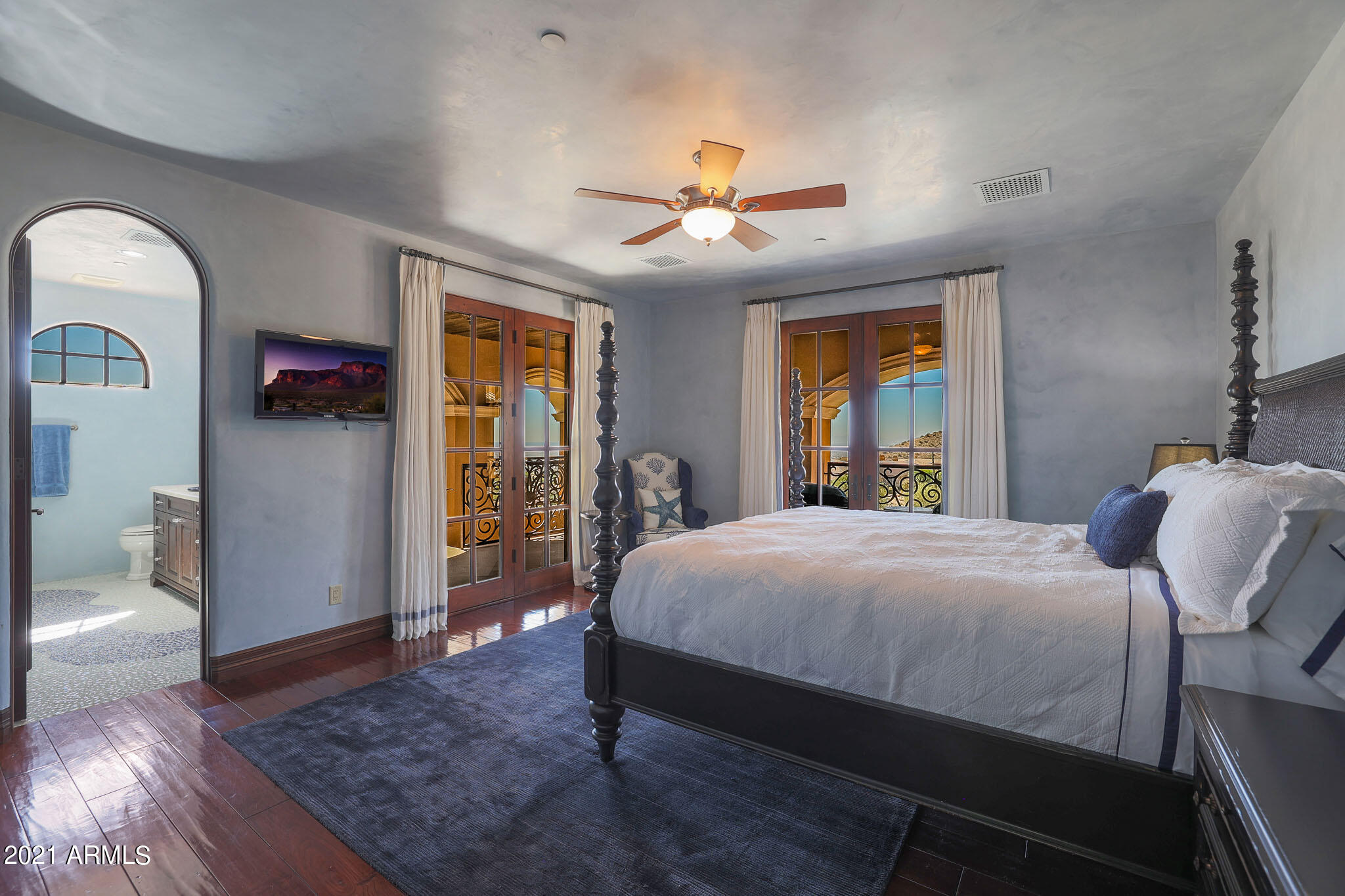SCOTTSDALE MOUNTAIN - Residential