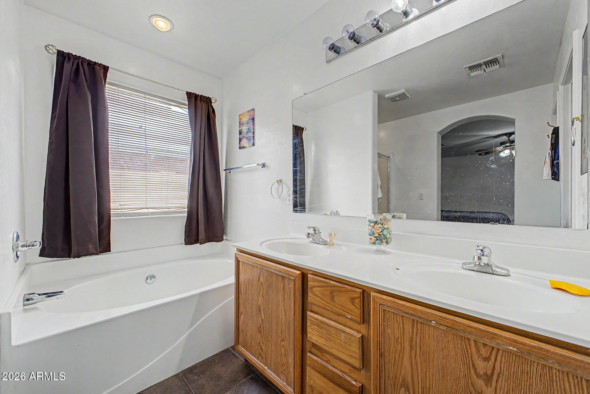 VINEYARD PARK - Residential
