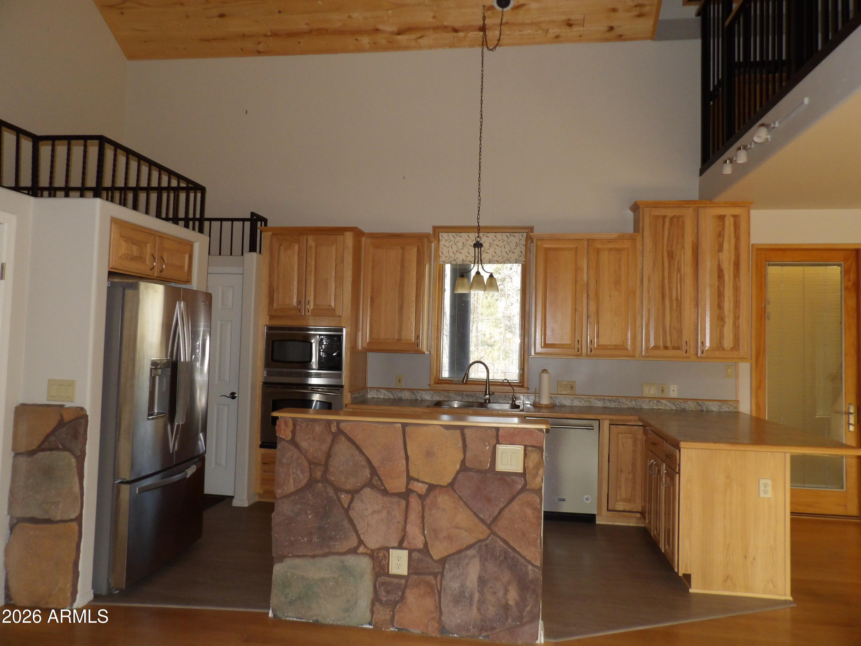PINE CANYON 3 - Residential