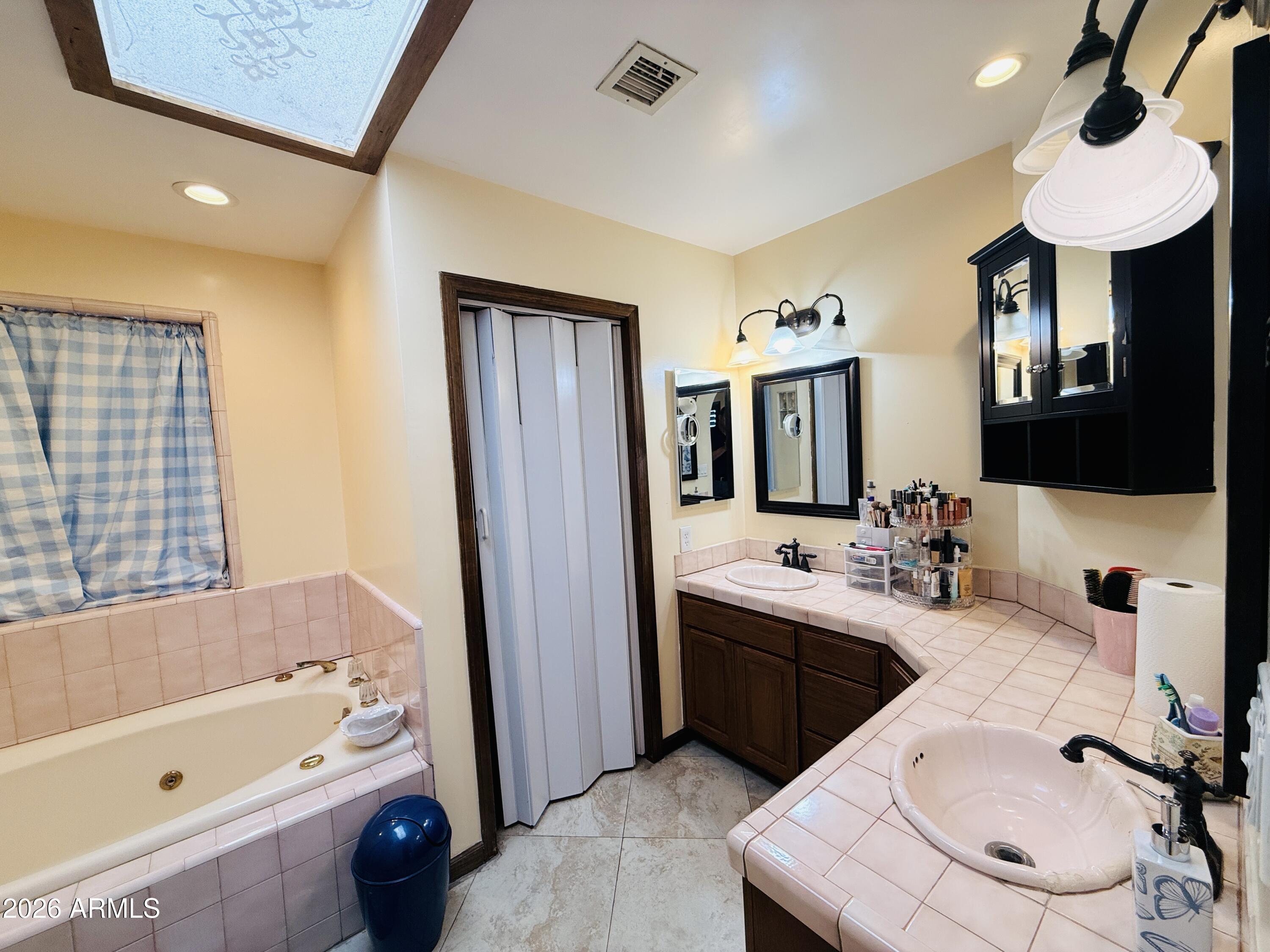 TOLSUN FARMS SUBDIVISION AMD - Residential