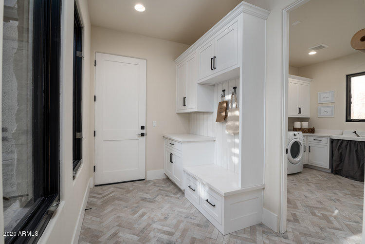 CHENEY ESTATES LOT 1-72 TR A-C D1 D2 E,F - Residential