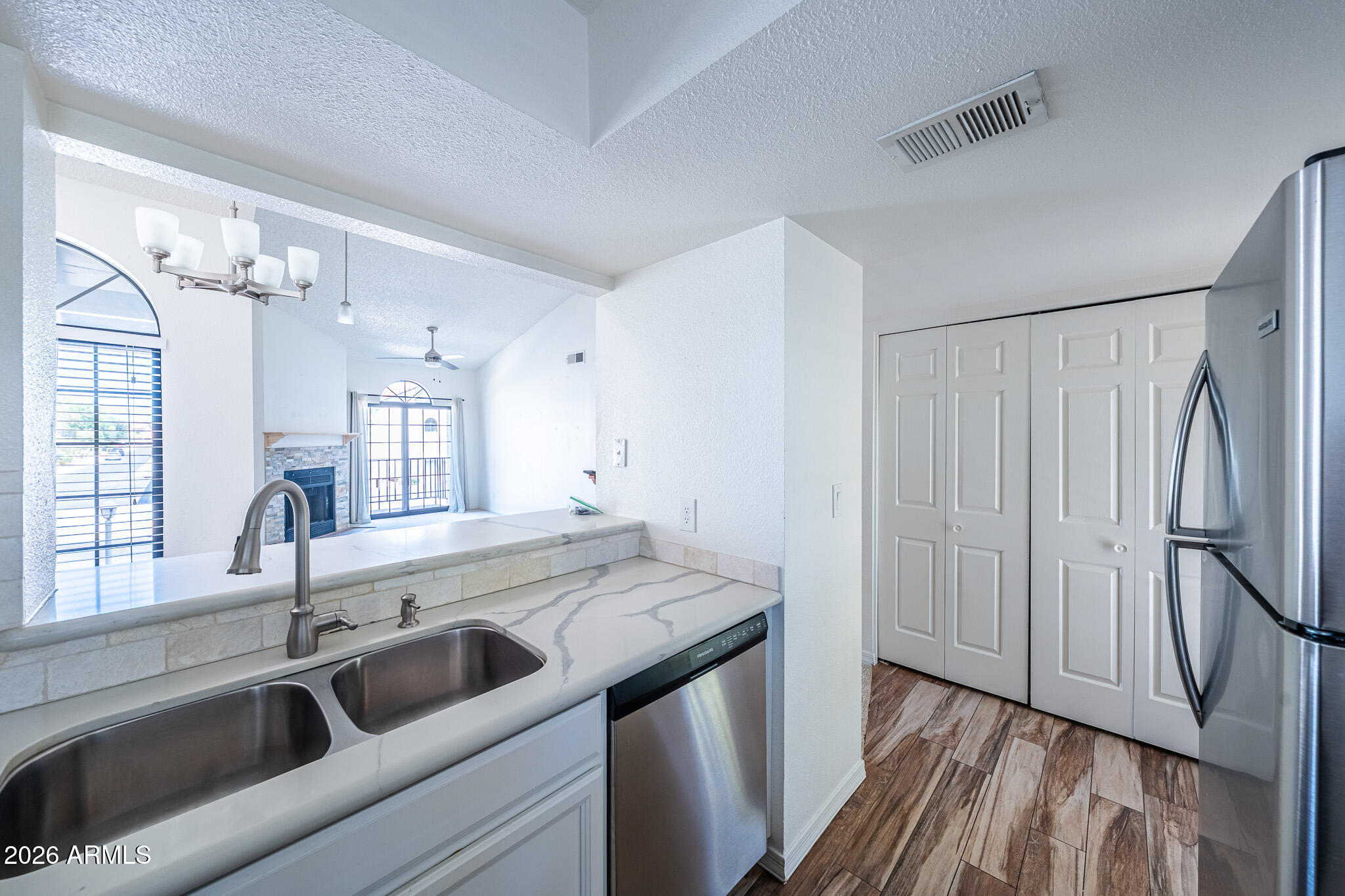 LA CONTESSA SECOND AMD - Residential Lease