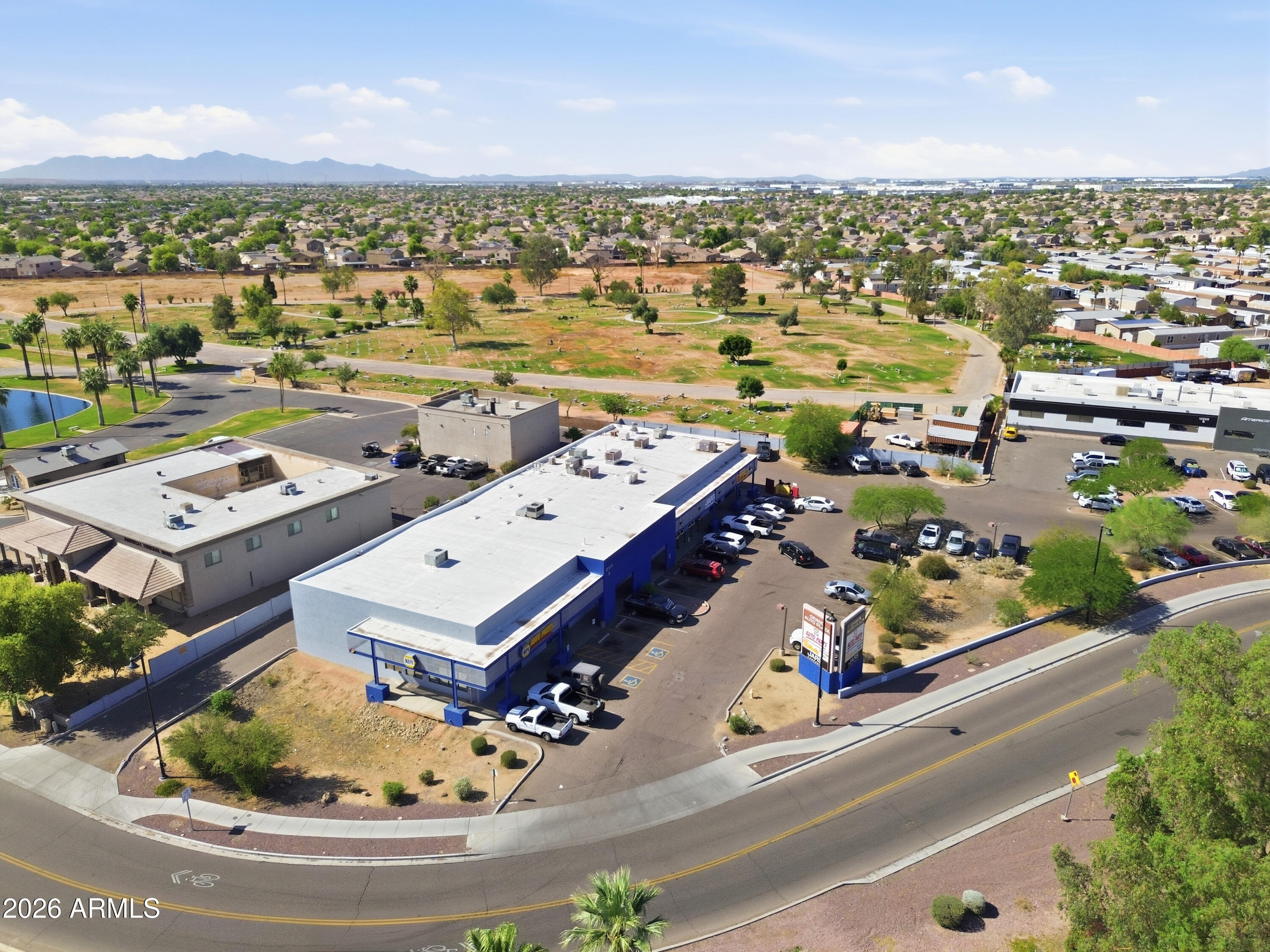 GRAND AUTO CENTER - Commercial Sale