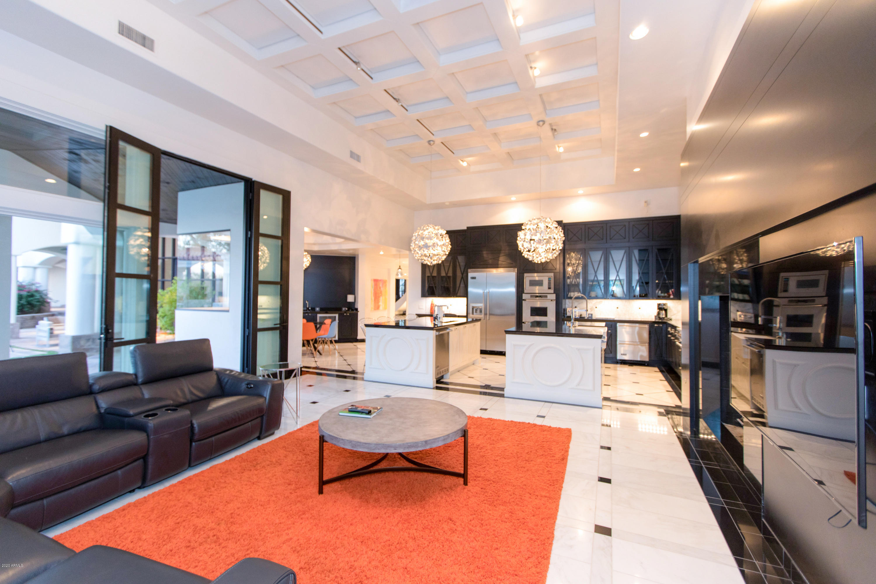 Las Estancias - Residential