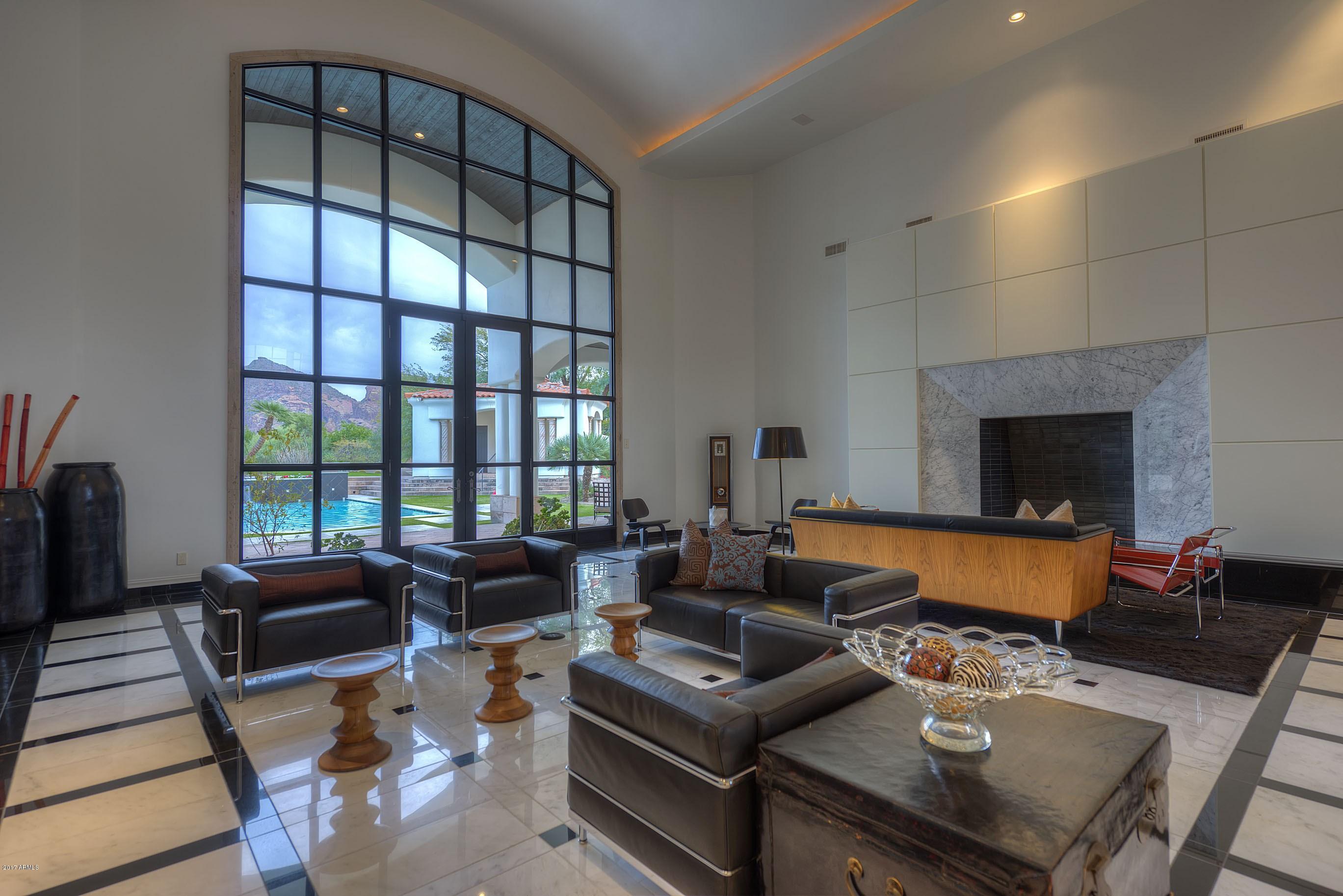 Las Estancias - Residential