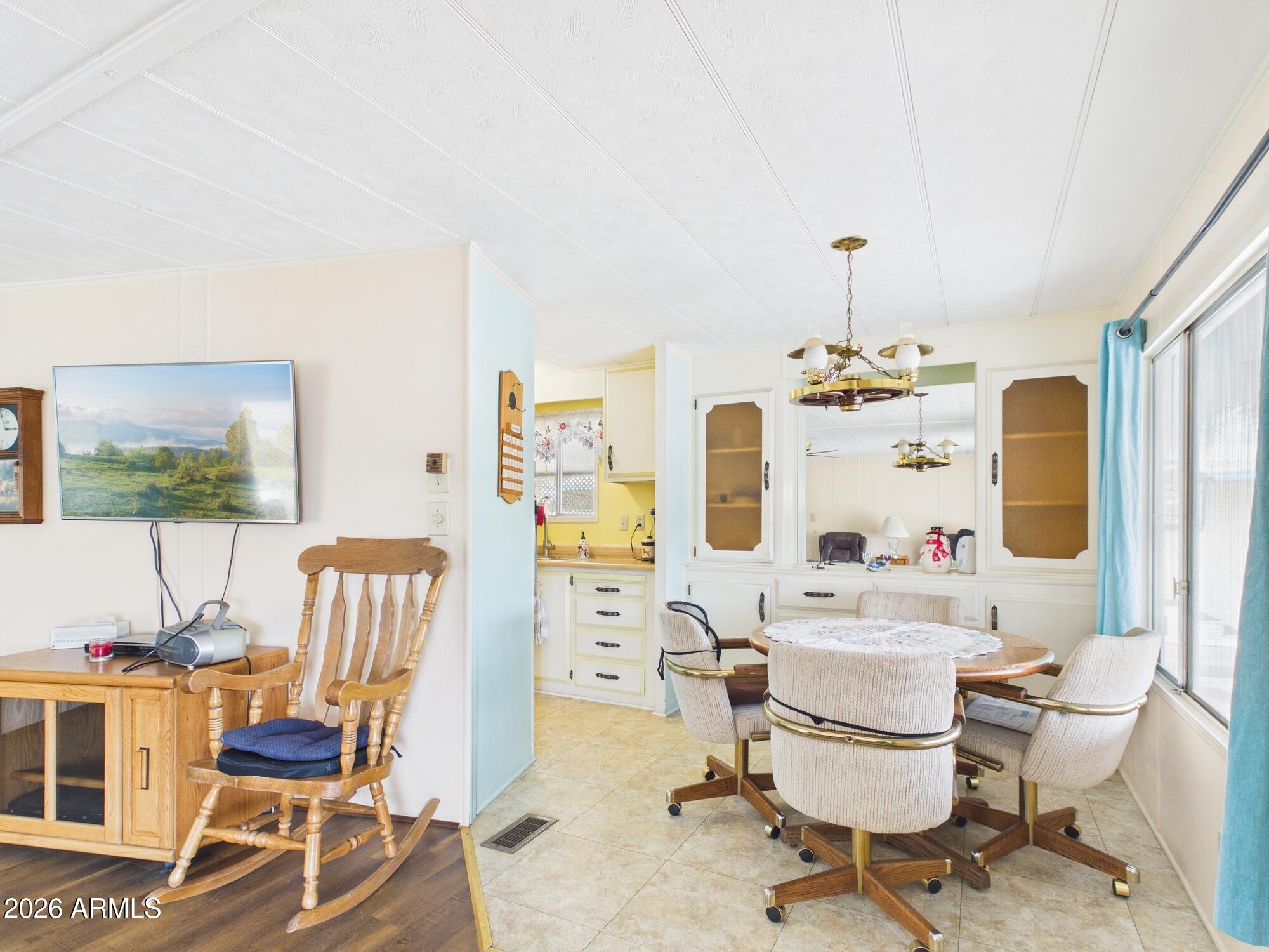 Twin Knolls Mobile home villa - 55+ Age Restriction - Residential