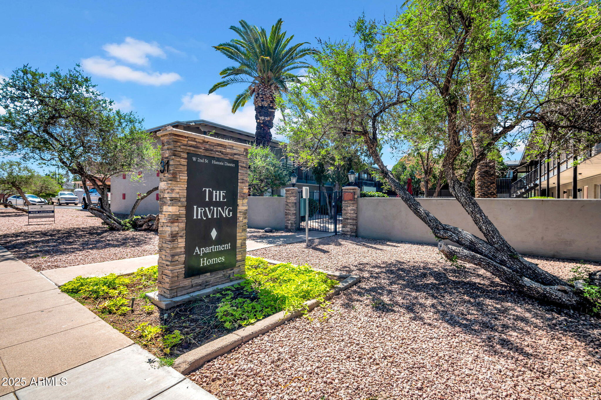 Situated in the highly sought after Downtown Mesa, The Irving features spacious floor plans averaging 745sf with (8) 2-bed / 1-bath units and (12) 1-bed / 1-bath units. The apartments feature stainless steel appliances, updated flooring, new cabinetry, and in-unit washer and dryer. Residents are sure to enjoy a sparkling pool, central courtyard, covered parking, and pet-friendly policies.
The Irving is walking distance to the light-rail and provides easy access to Mesa's business district and cultural attractions like the Mesa Arts Center. Downtown Mesa has undergone significant revitalization, becoming a vibrant hub for arts, dining, and entertainment with a variety of restaurants, breweries, unique shops, public art installations, and cultural events.