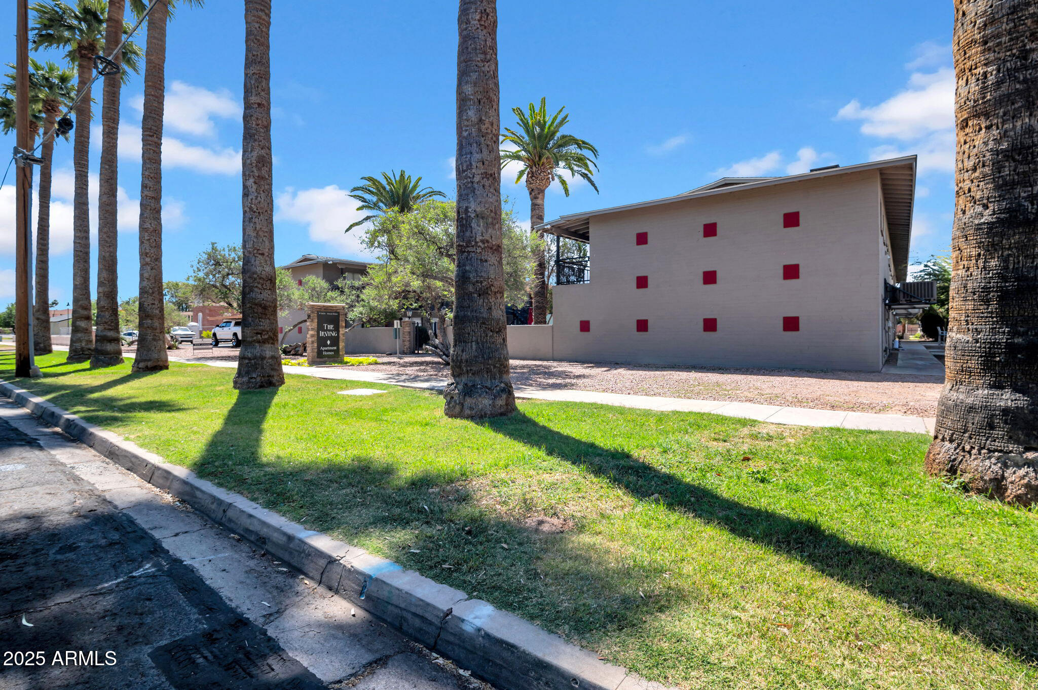 MESA CITY ARIZONA - Residential Income