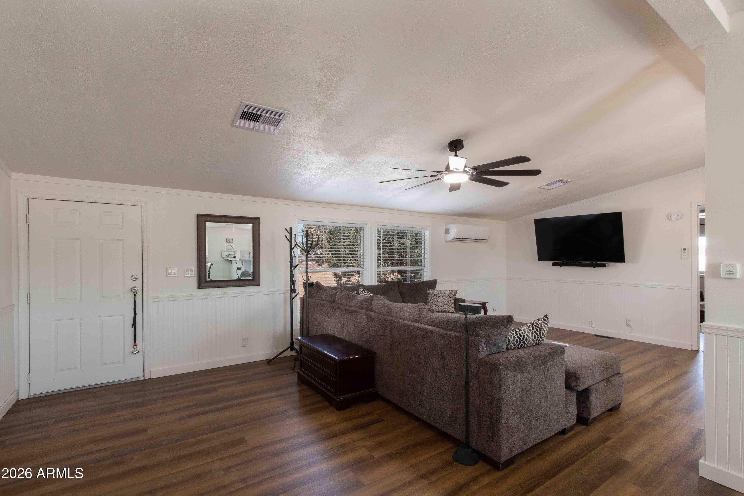CHINO HEIGHTS UNIT 6 - Residential