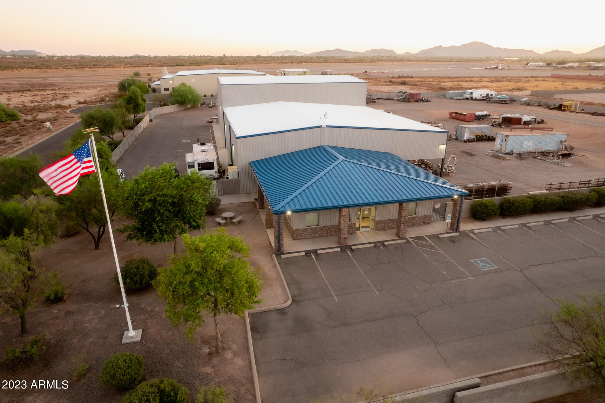 DONOVAN M KRAMER SR IND PK @ THE AIRPT PH II PAR H - Commercial Sale