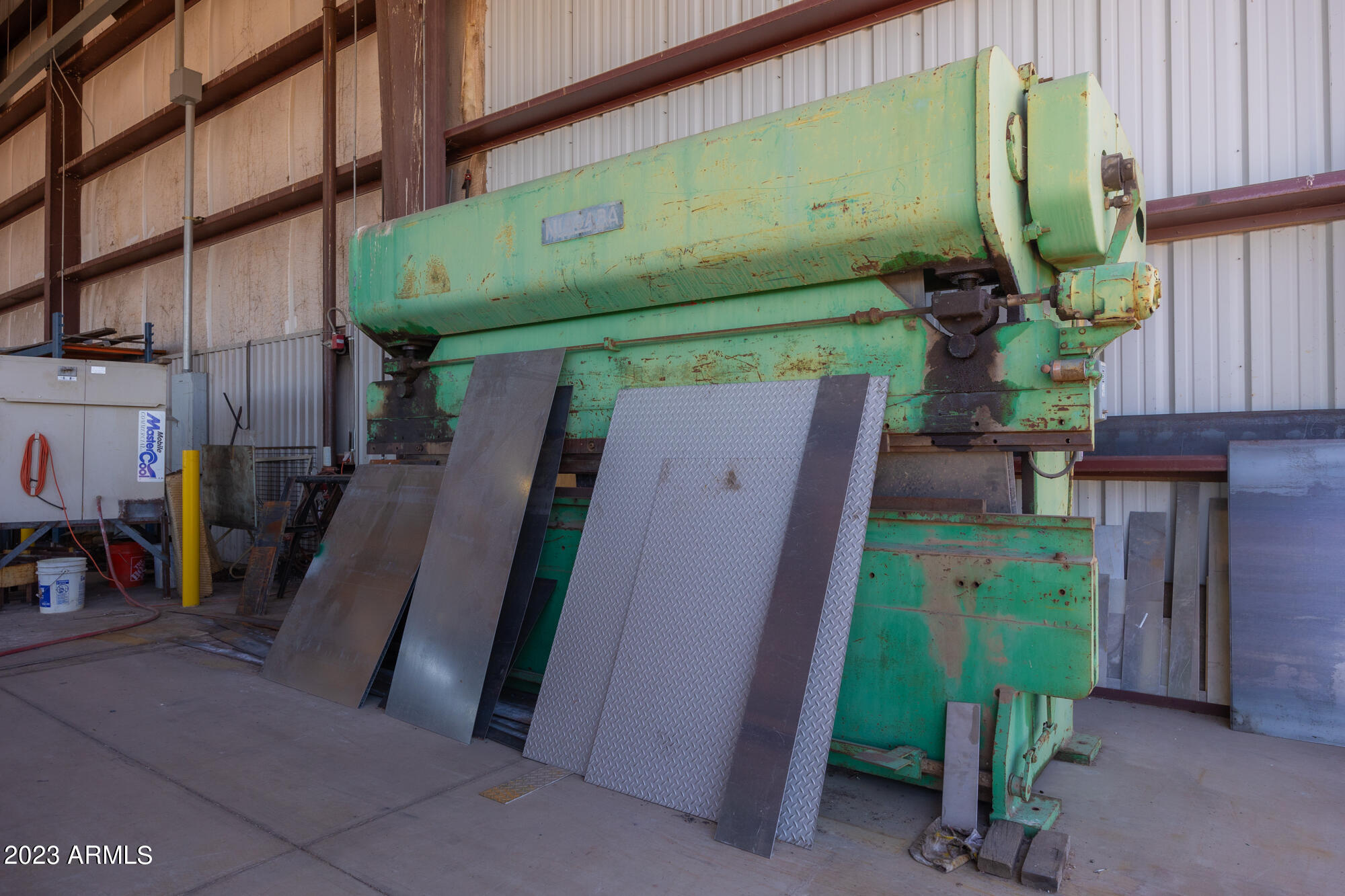 DONOVAN M KRAMER SR IND PK @ THE AIRPT PH II PAR H - Commercial Sale
