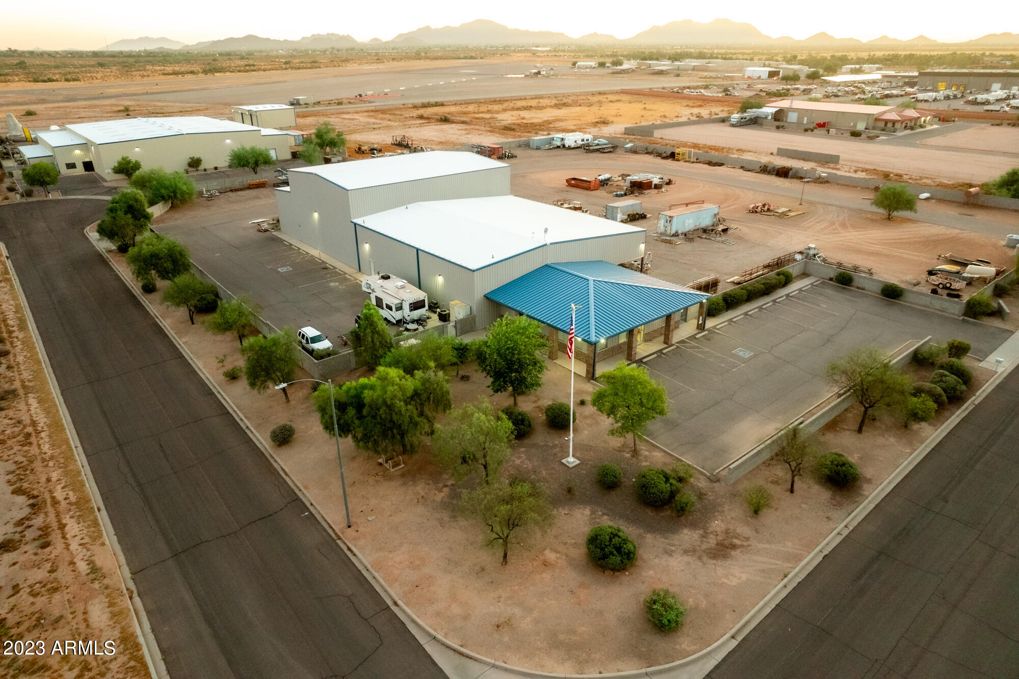 DONOVAN M KRAMER SR IND PK @ THE AIRPT PH II PAR H - Commercial Sale