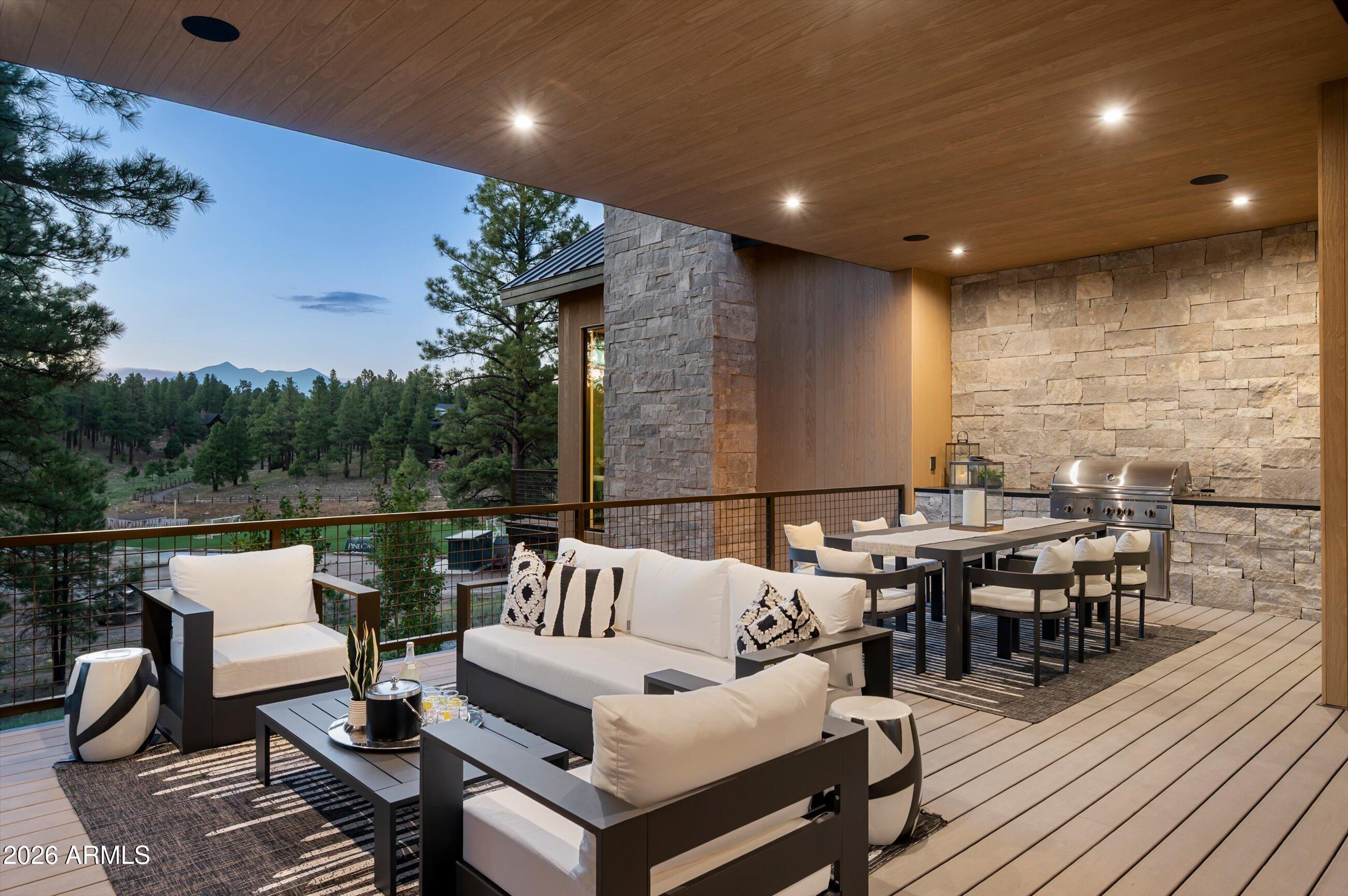 ESTATES AT PINE CANYON 5 - Residential