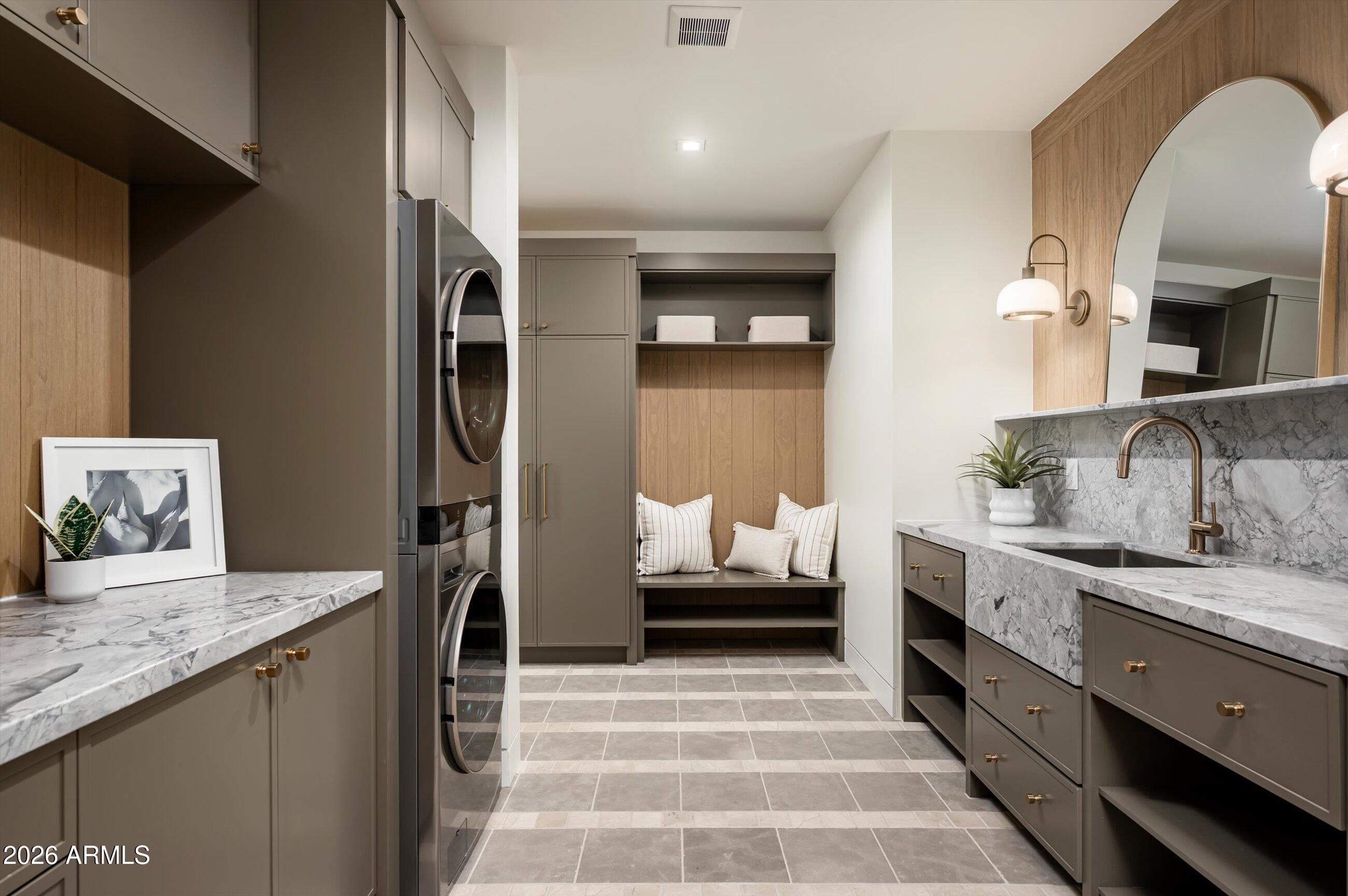ESTATES AT PINE CANYON 5 - Residential
