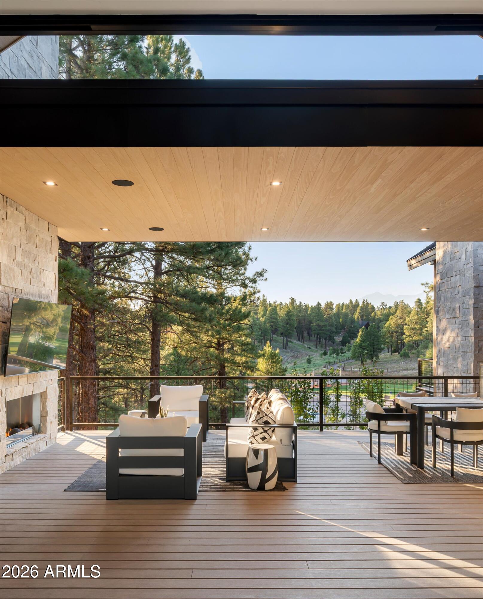 ESTATES AT PINE CANYON 5 - Residential