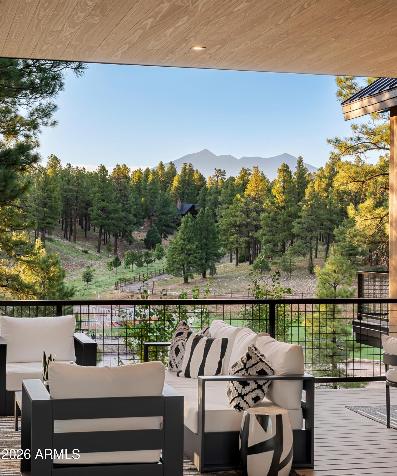 ESTATES AT PINE CANYON 5 - Residential