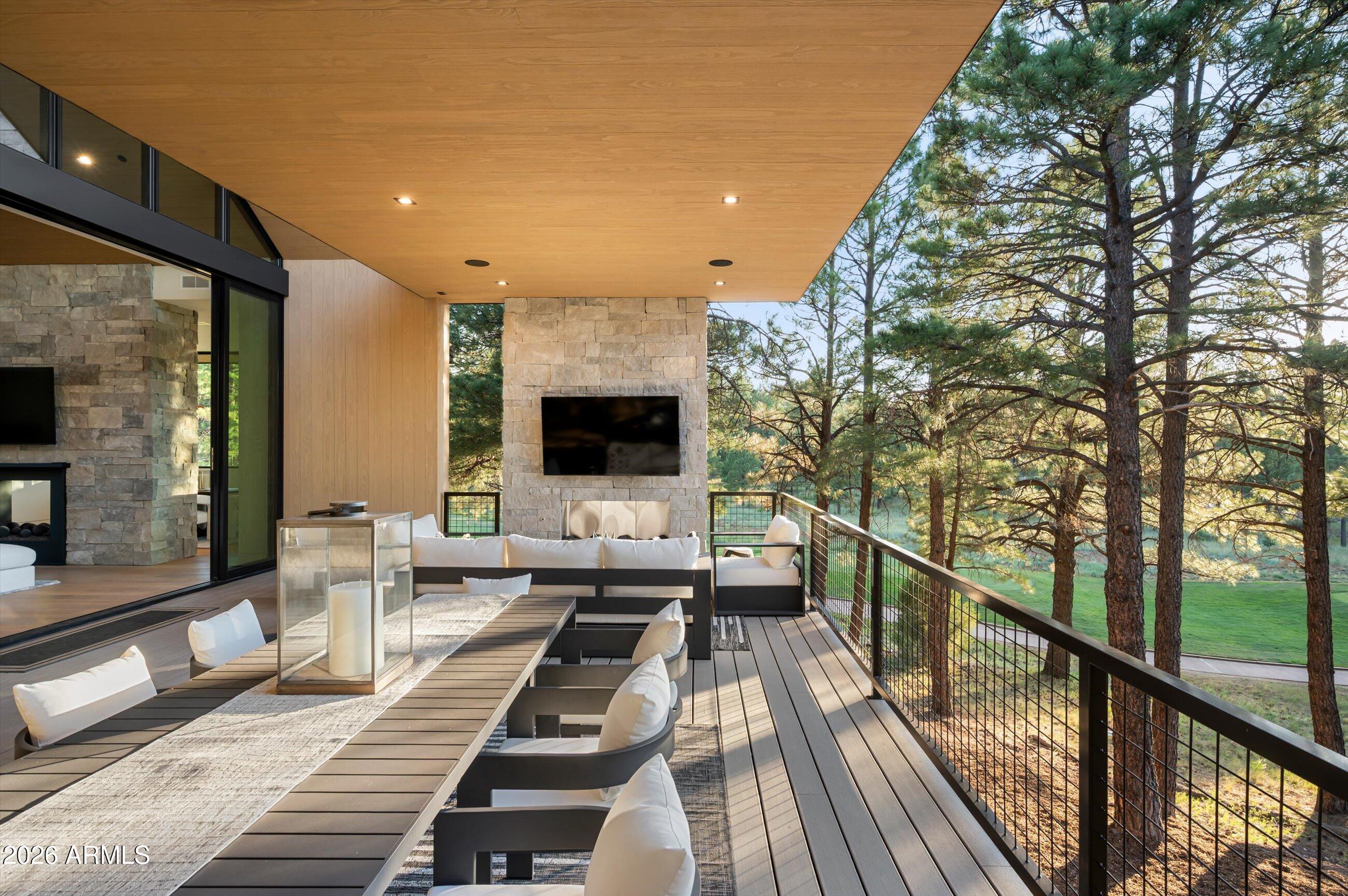 ESTATES AT PINE CANYON 5 - Residential