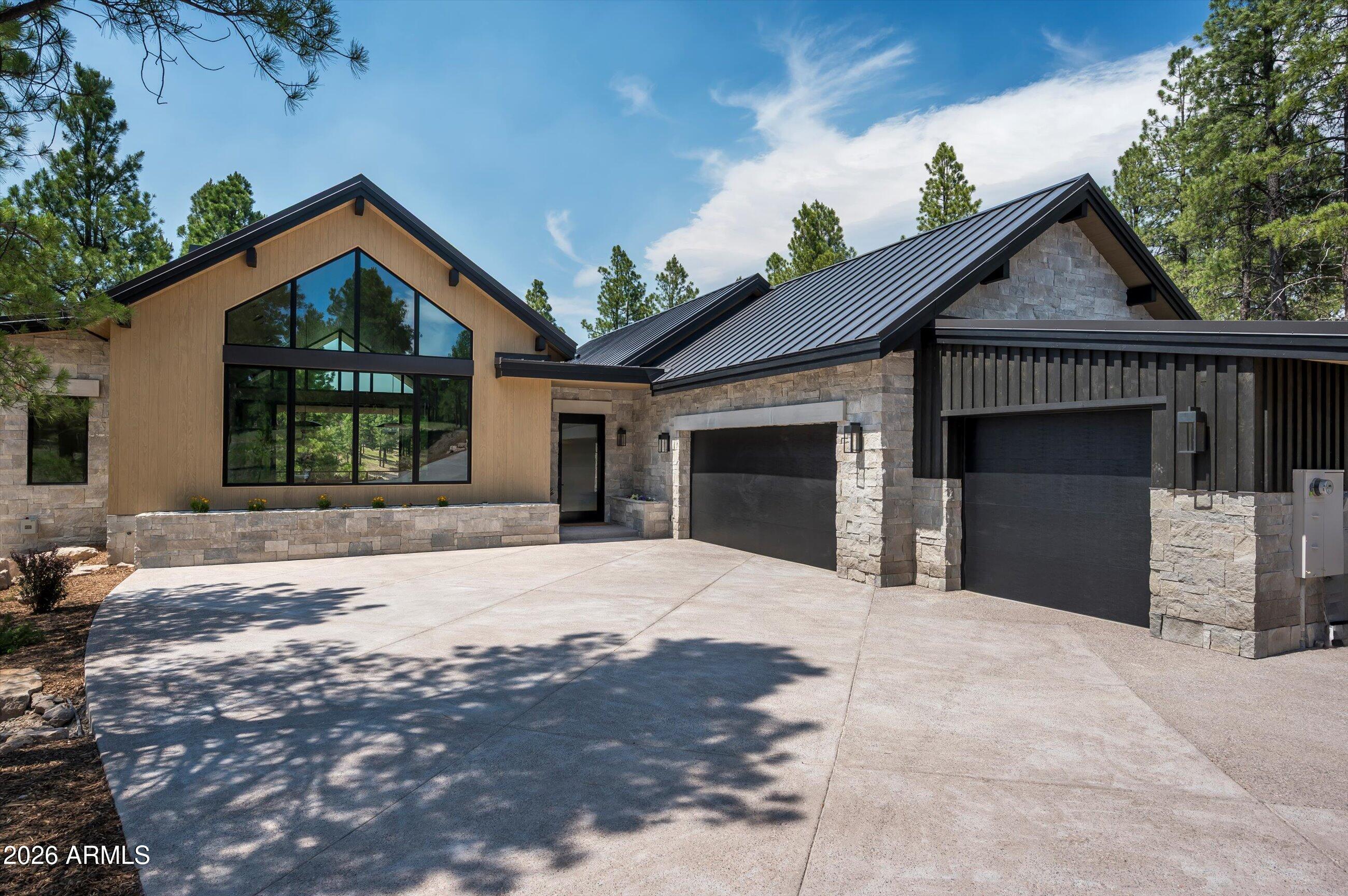 ESTATES AT PINE CANYON 5 - Residential