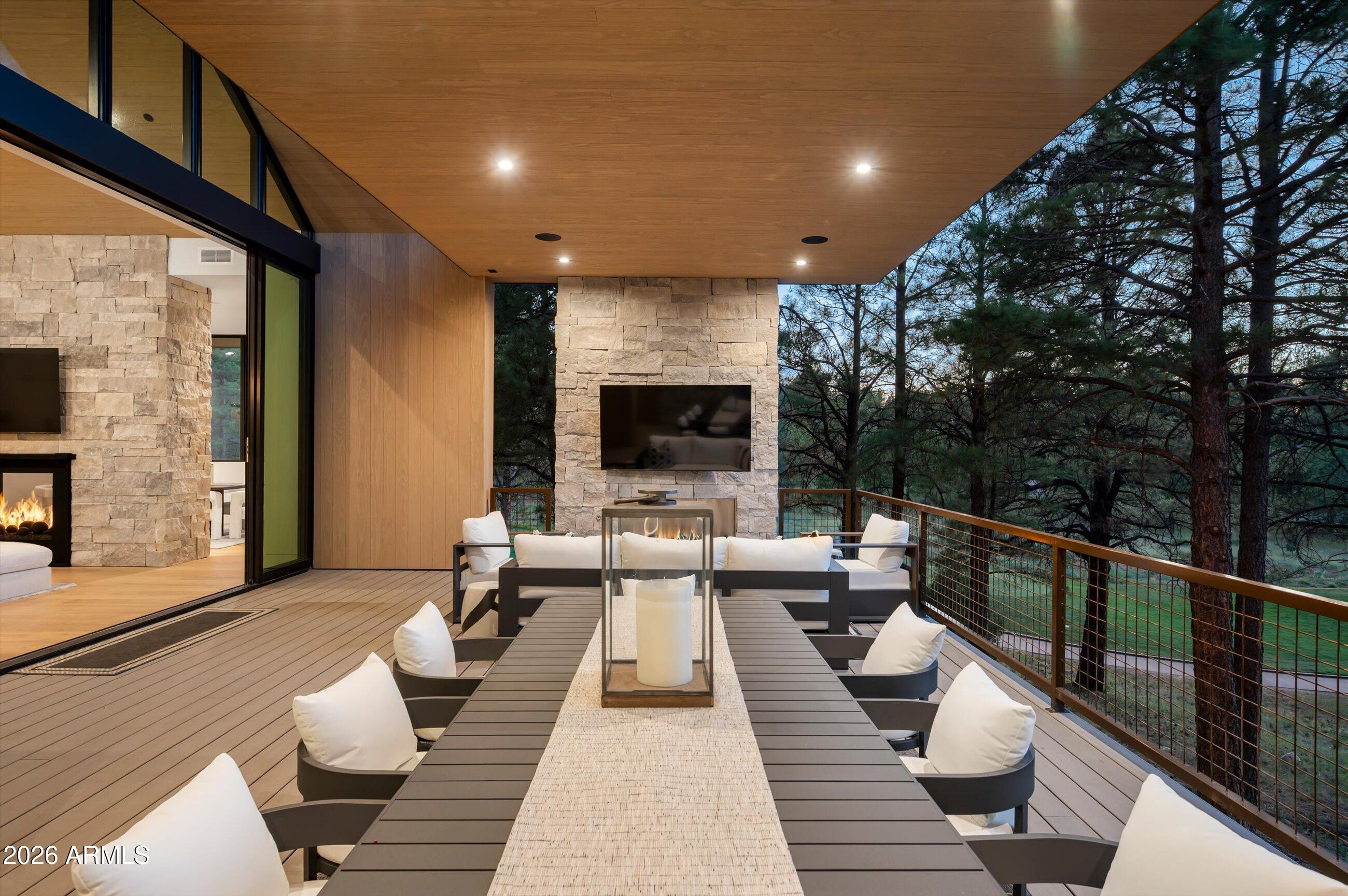 ESTATES AT PINE CANYON 5 - Residential