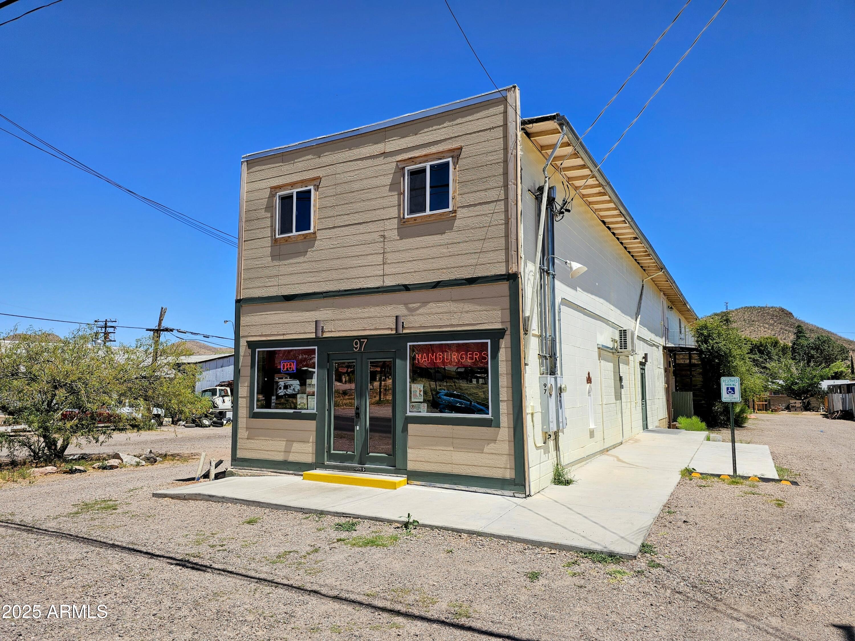 WARREN - Commercial Sale