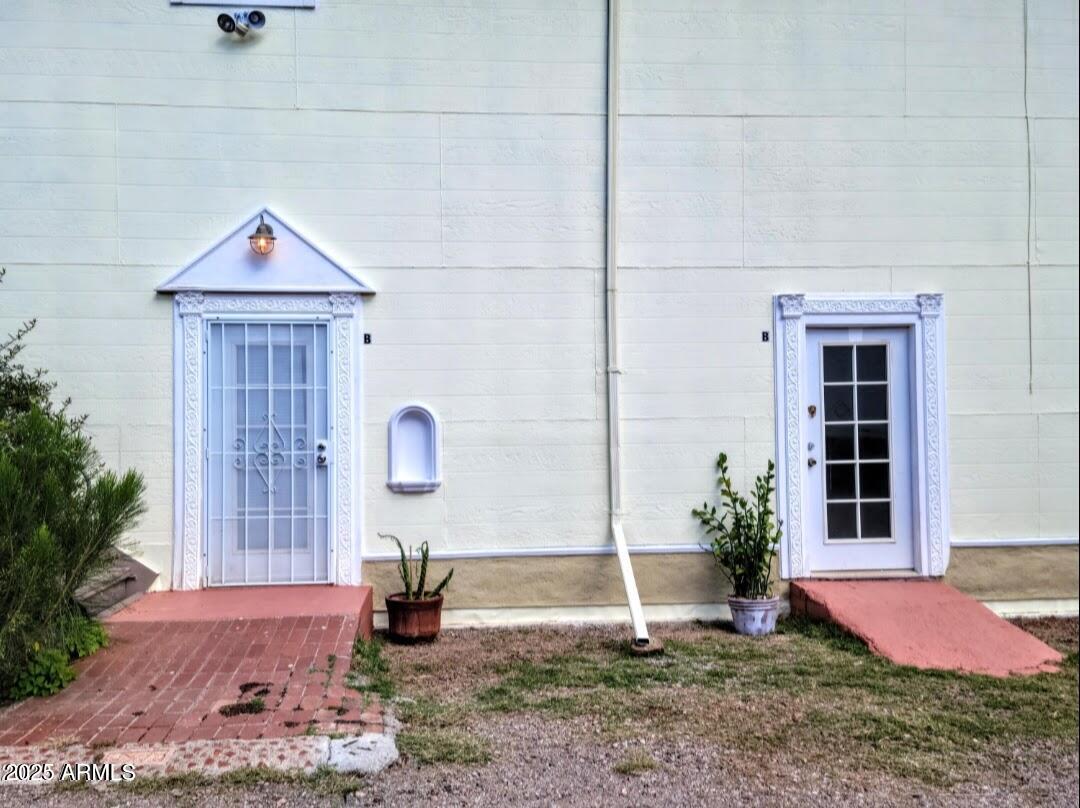 WARREN - Commercial Sale