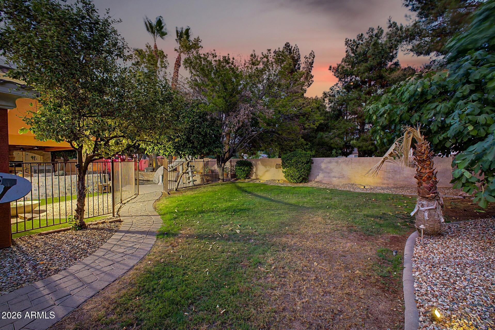 TUSCANY POINT - Residential