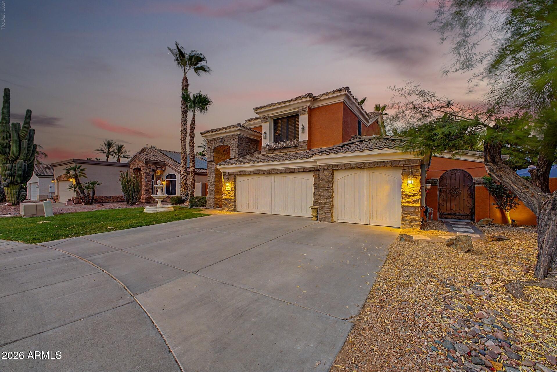 TUSCANY POINT - Residential