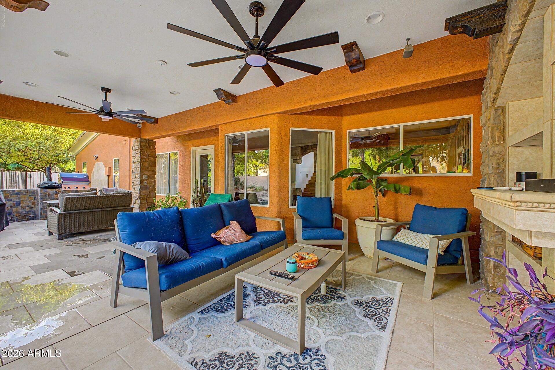 TUSCANY POINT - Residential