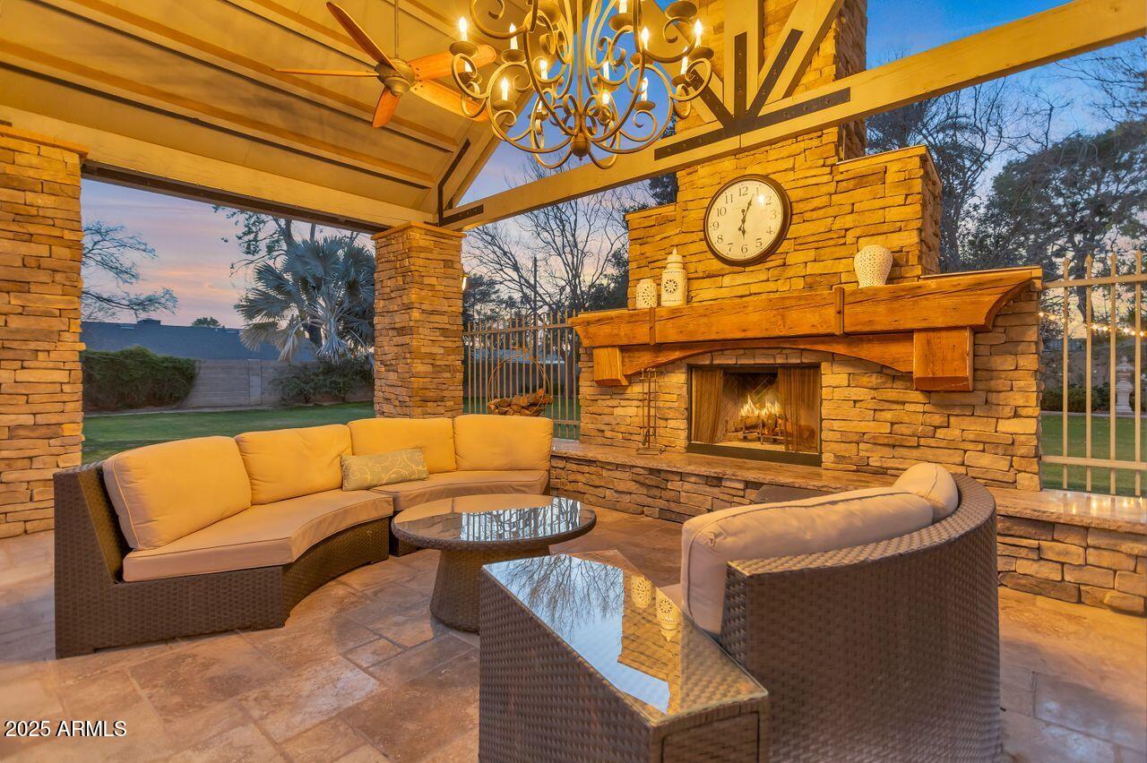 Royal Palm - Residential