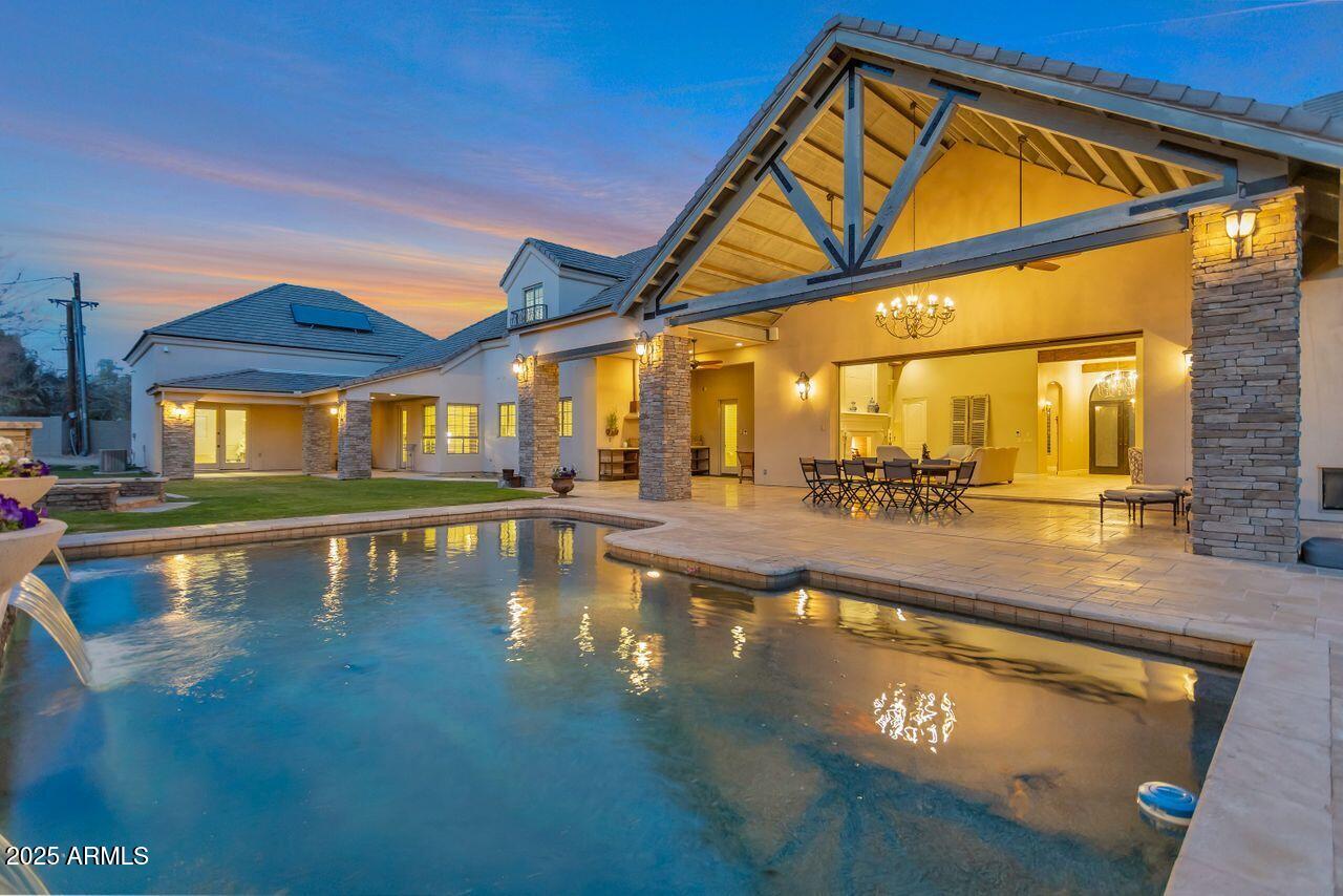Royal Palm - Residential