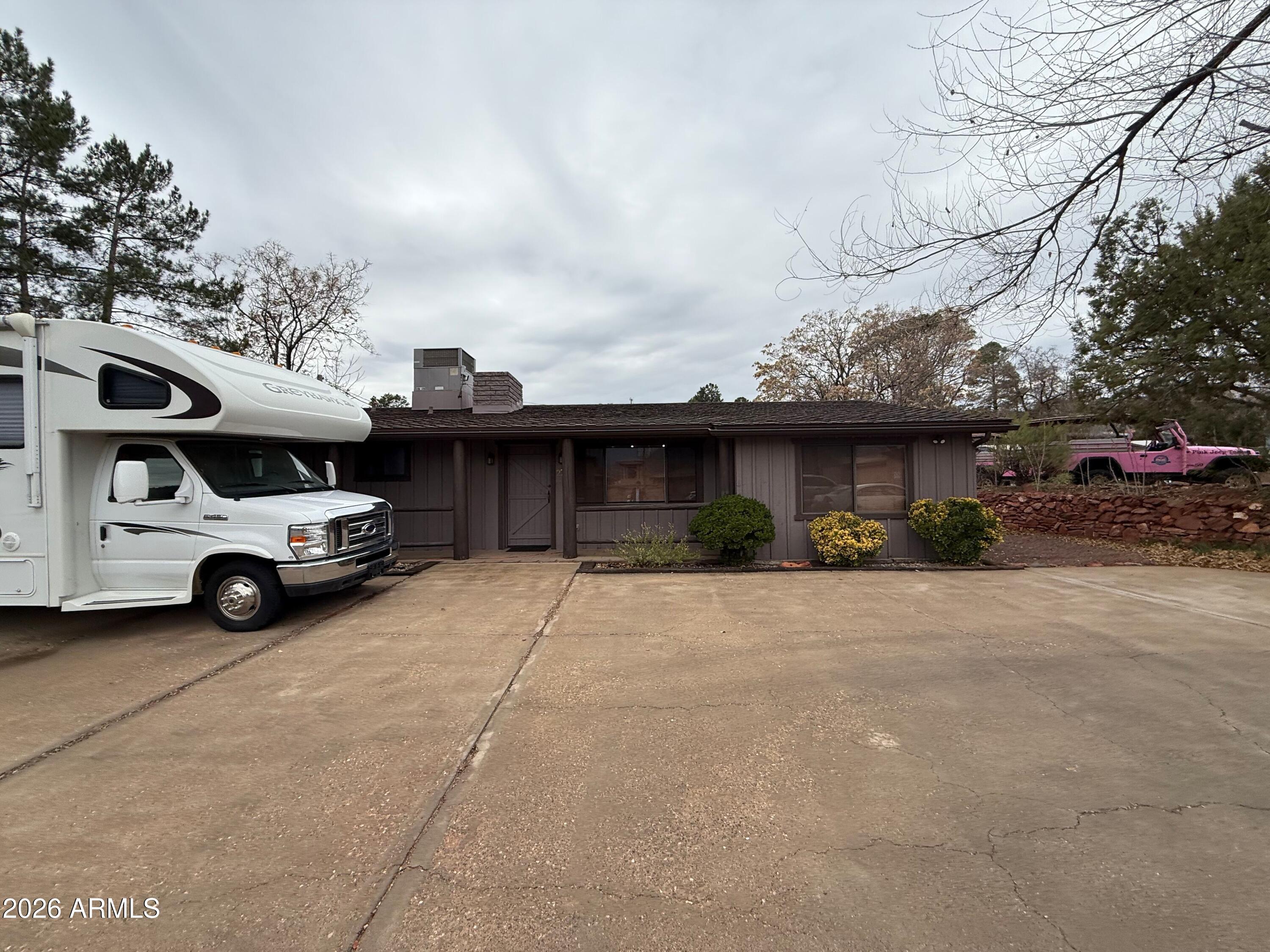 SEDONA - Commercial Lease