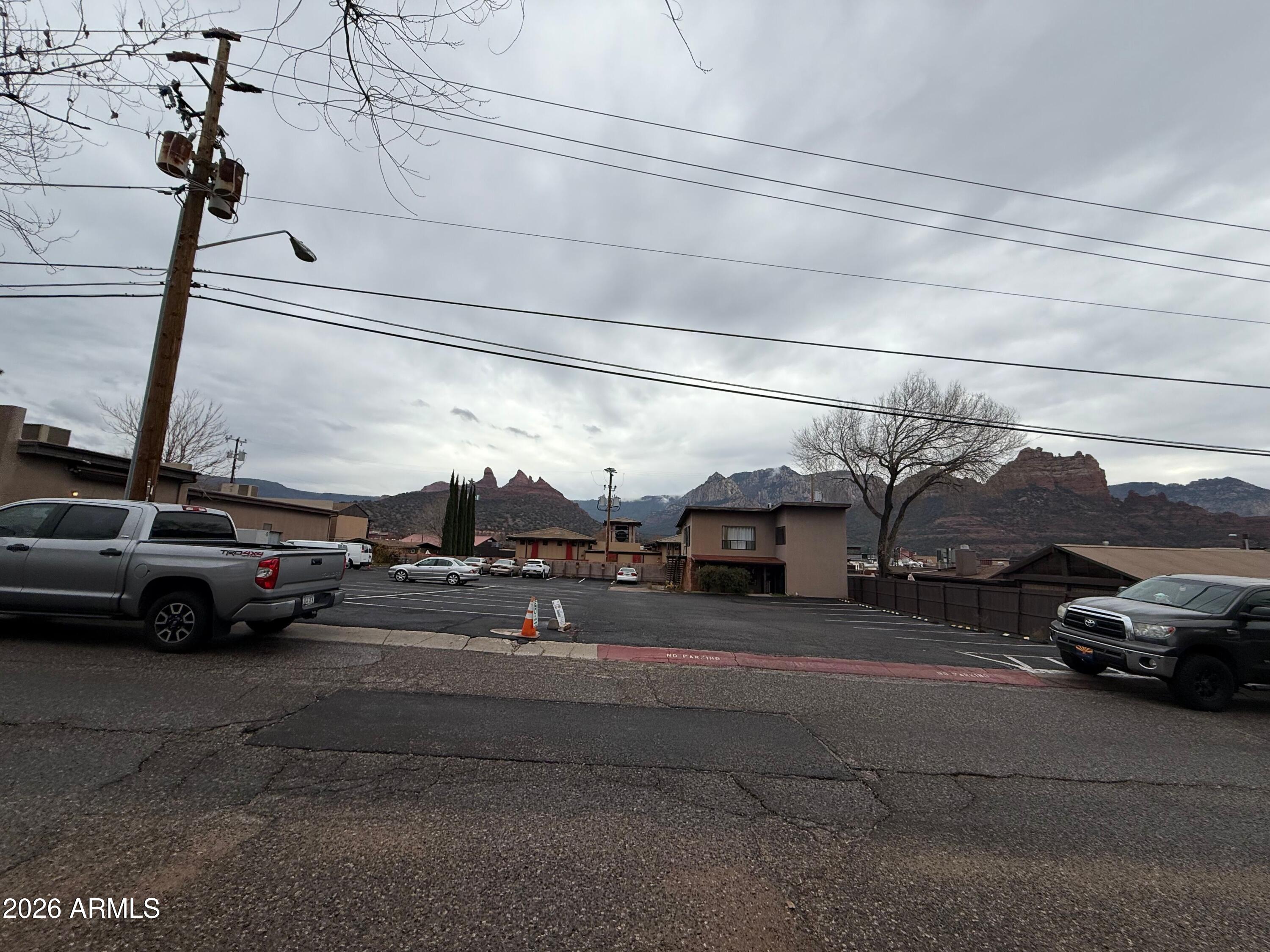 SEDONA - Commercial Lease
