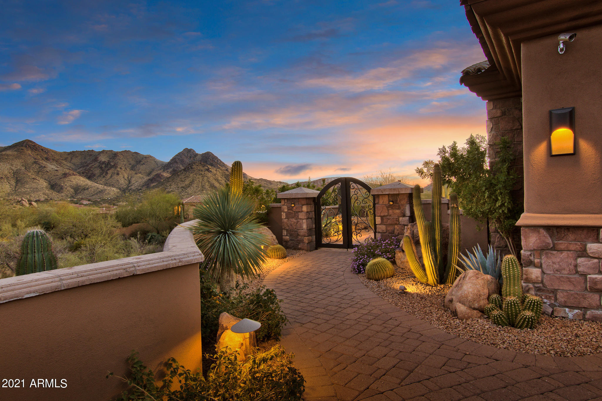 SONORAN CREST - Residential