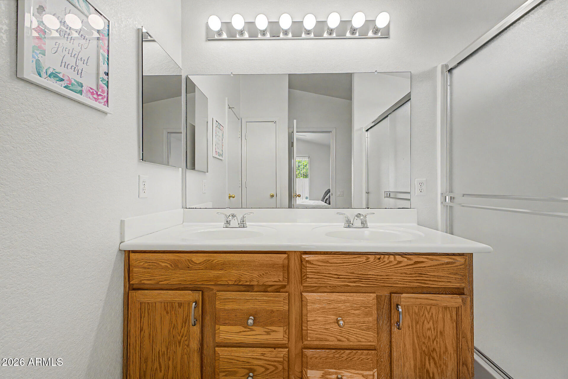 LAS PALMERAS WEST - Residential