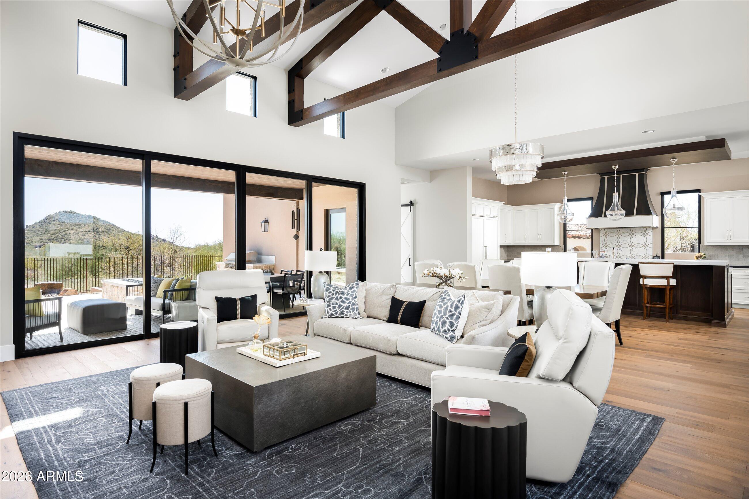 WHISPER ROCK - Residential