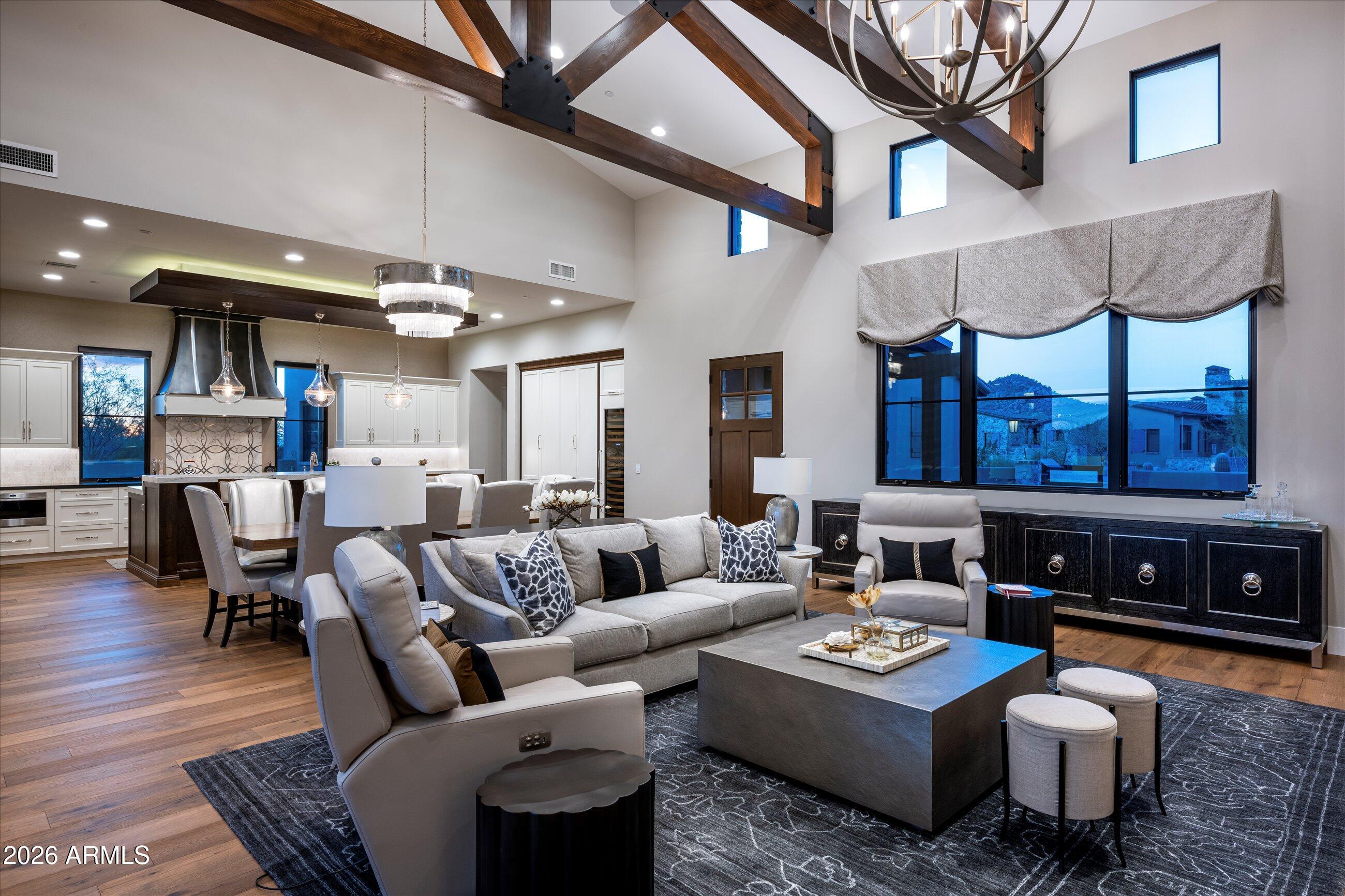 WHISPER ROCK - Residential