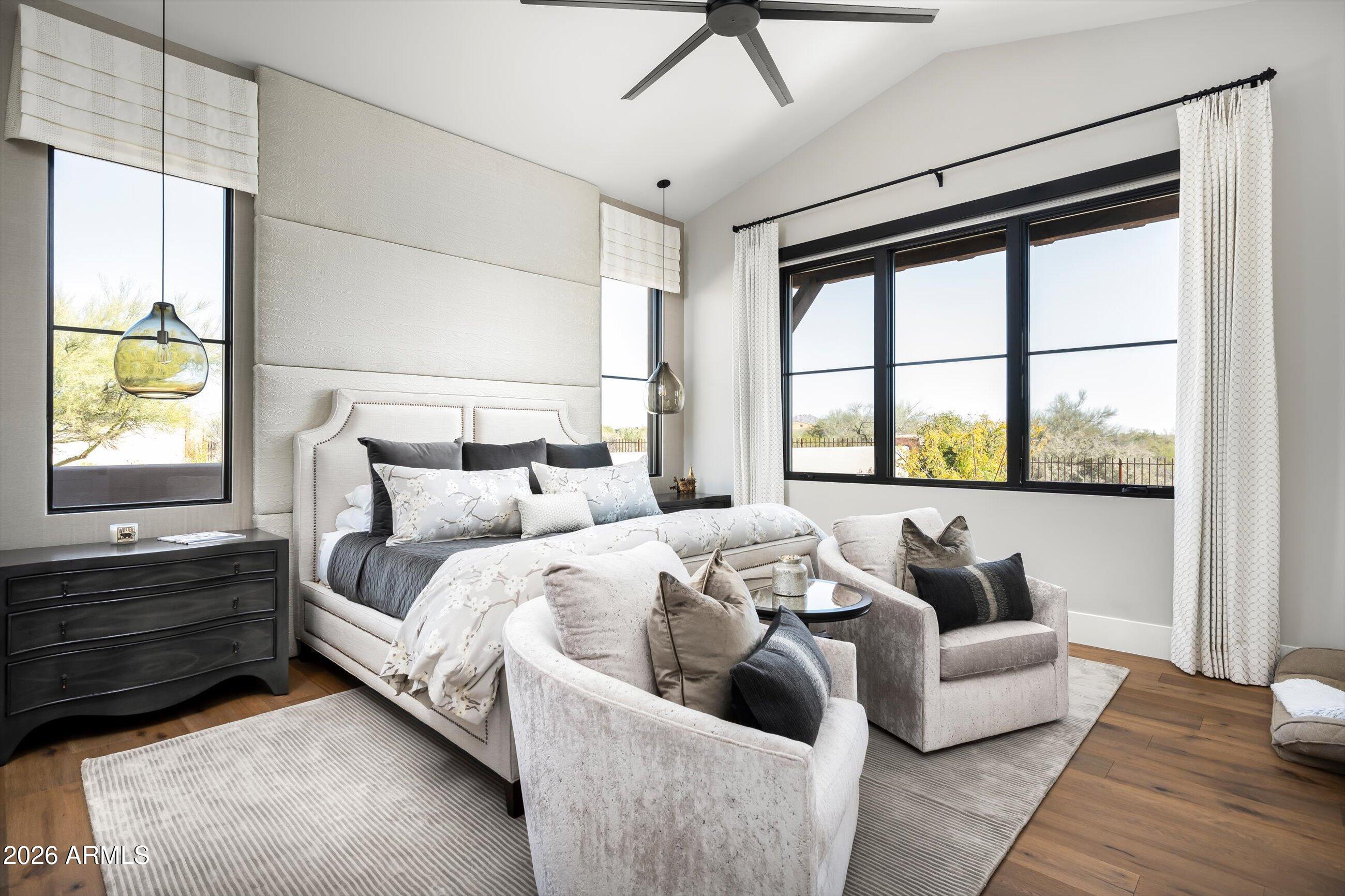 WHISPER ROCK - Residential