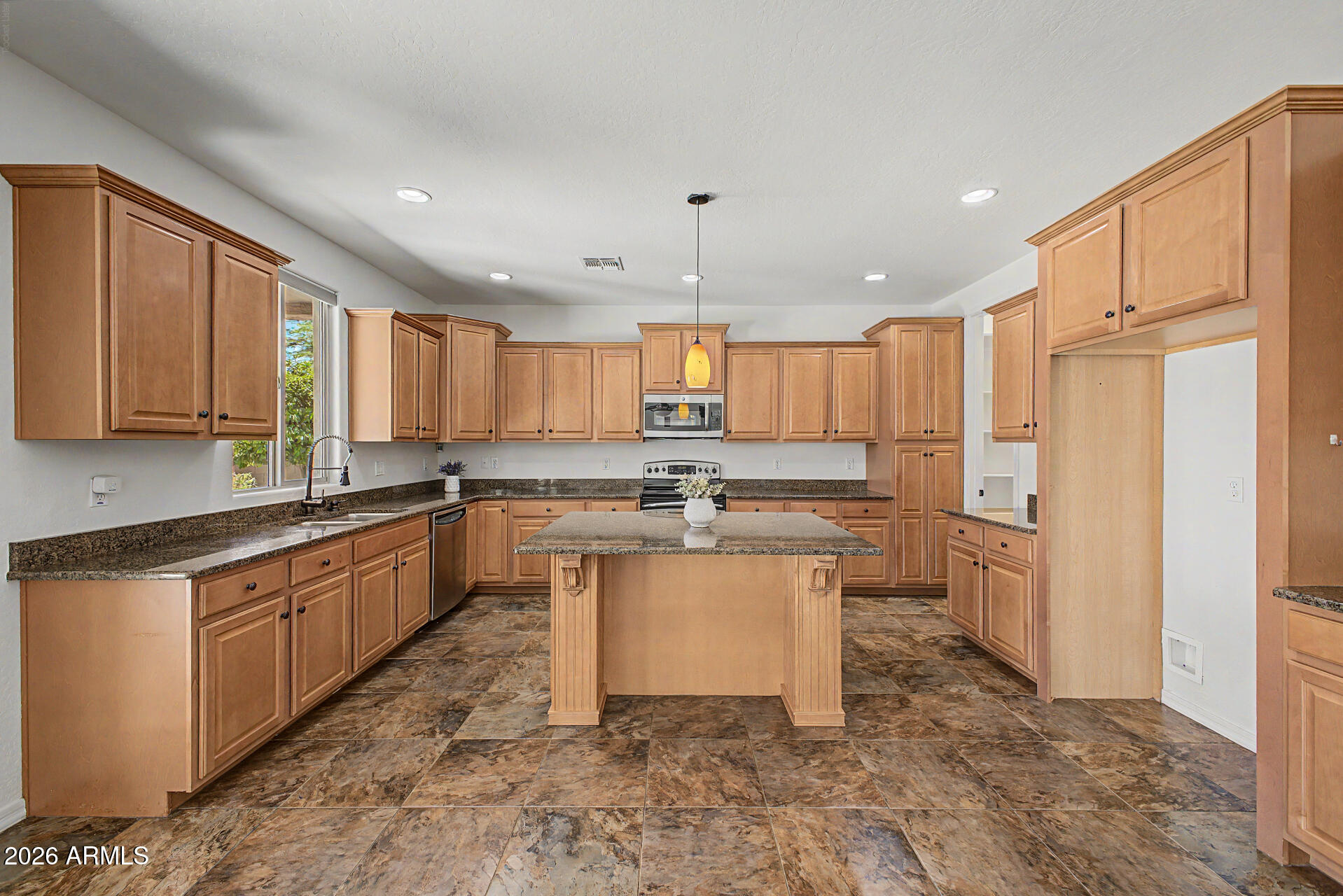28TH STREET HOMES - Residential