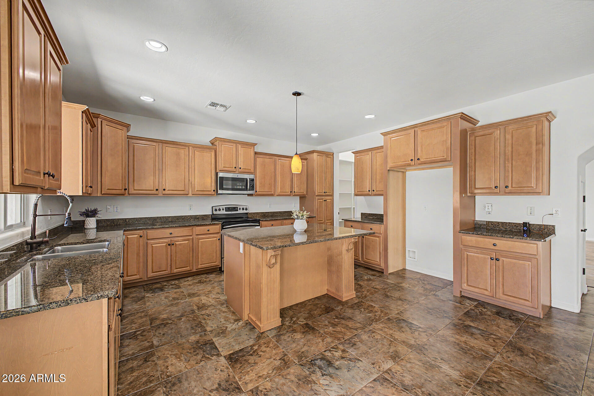 28TH STREET HOMES - Residential