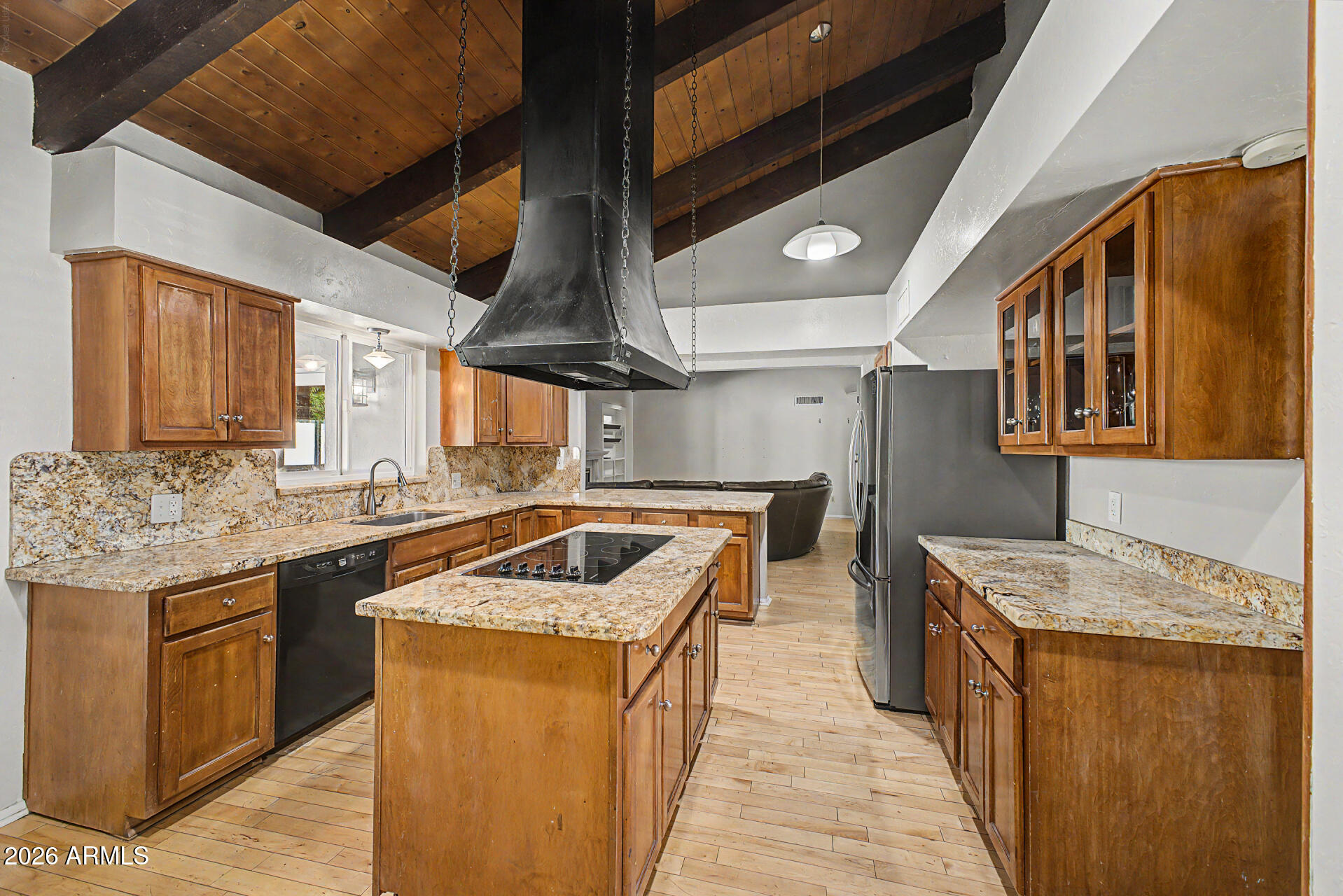 MODERN GROVES - Residential