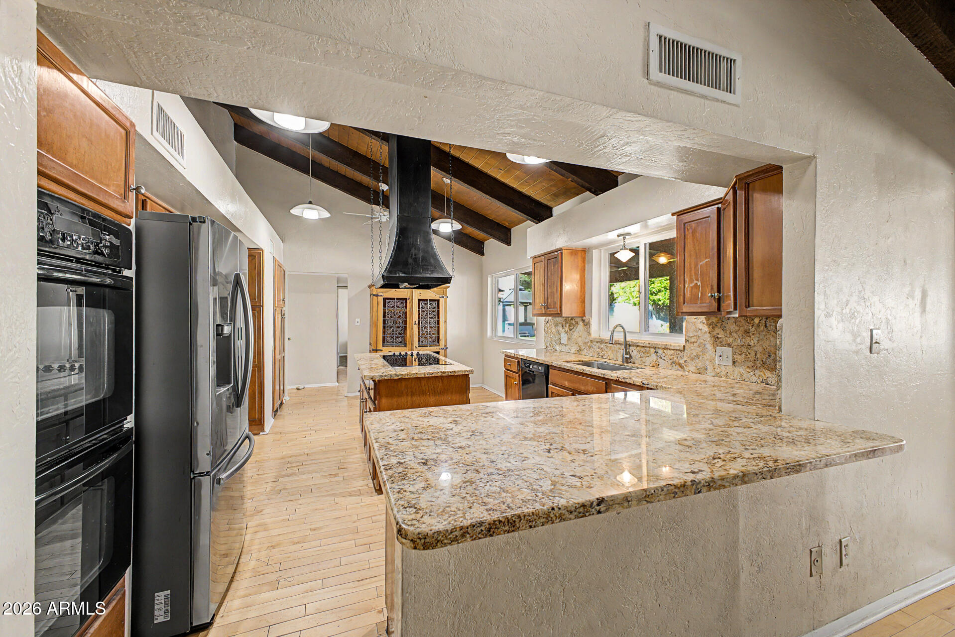 MODERN GROVES - Residential