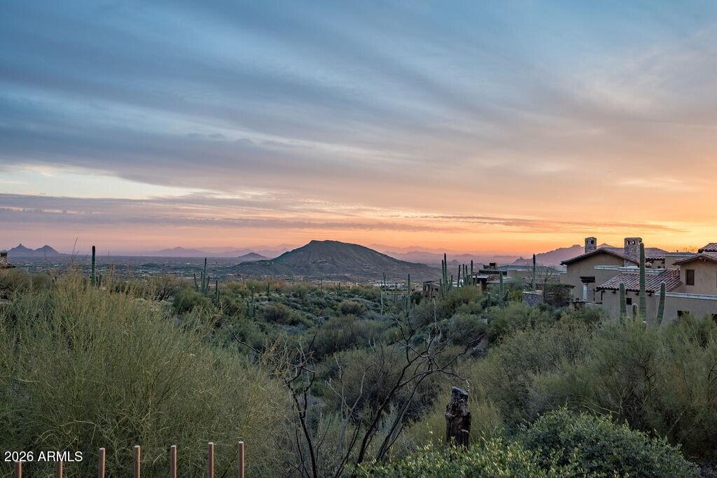 DESERT MOUNTAIN - Residential