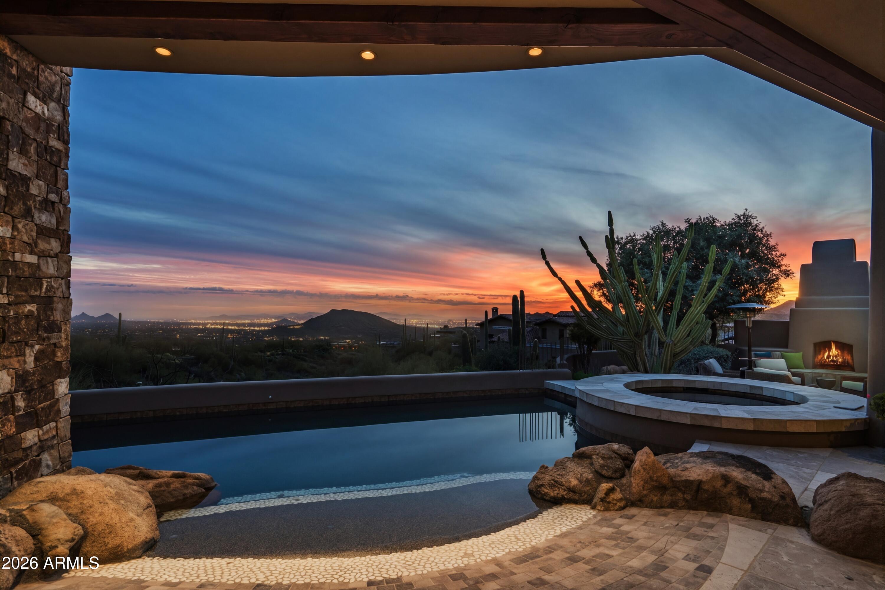 DESERT MOUNTAIN - Residential