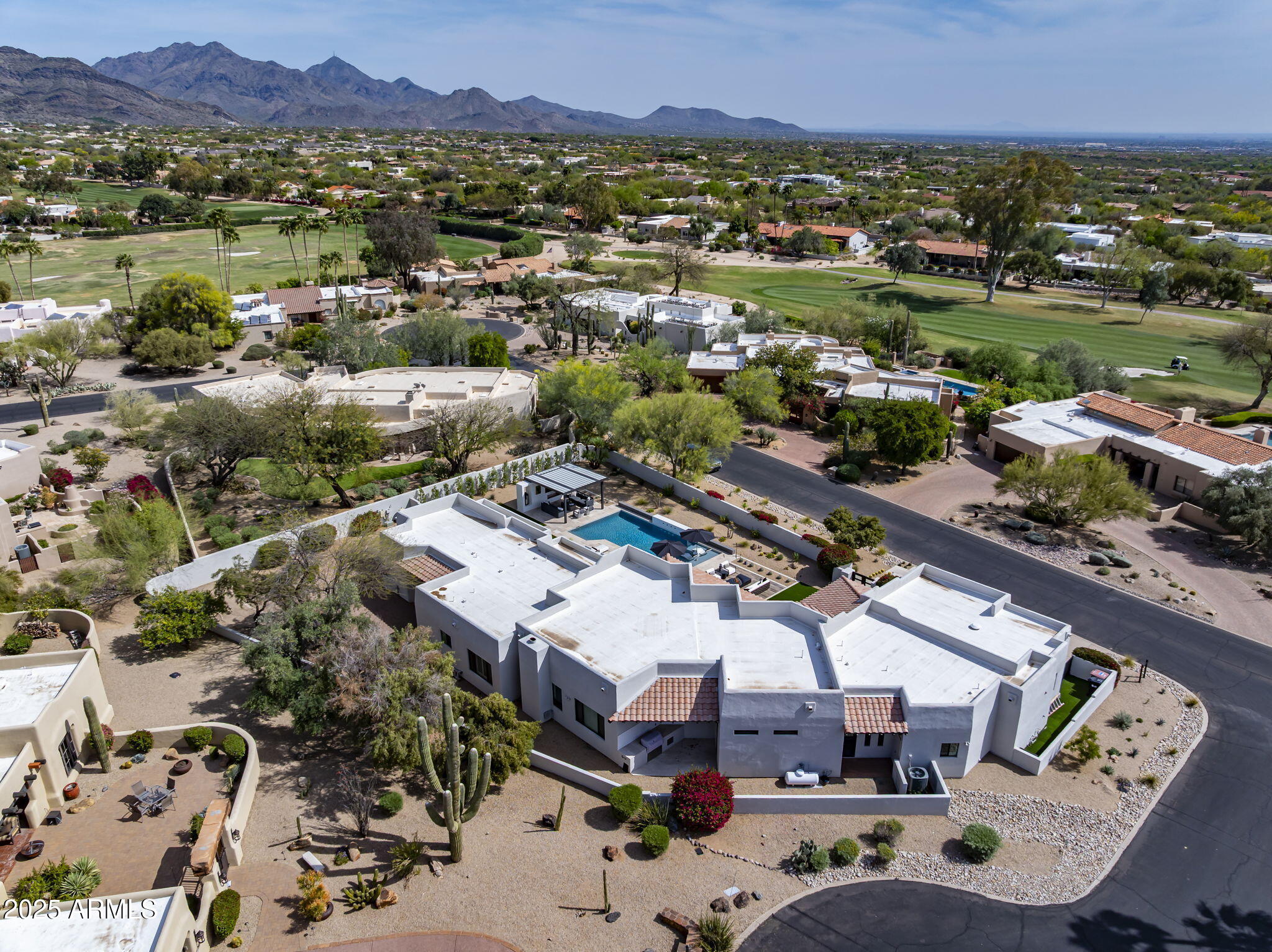 PINNACLE PEAK COUNTRY CLUB ESTATES - Residential